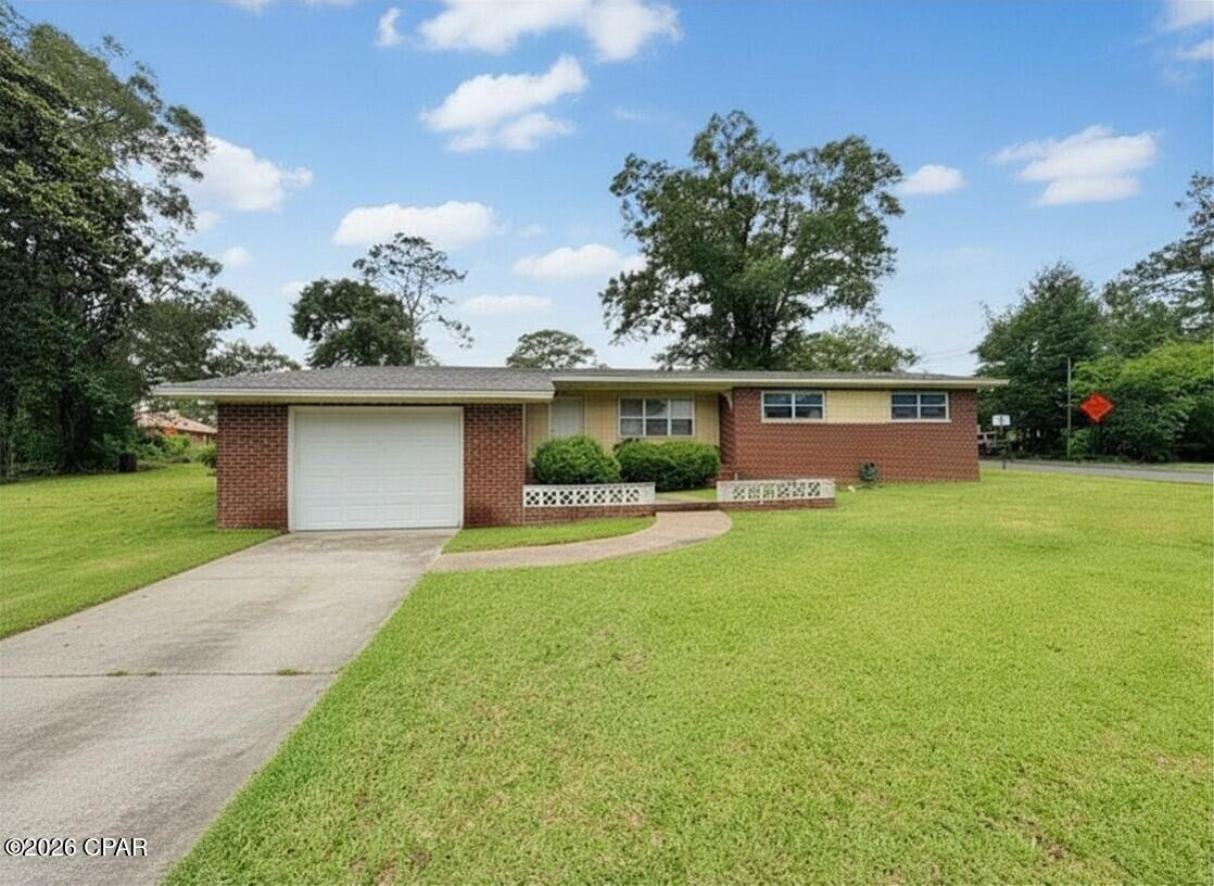 Bonifay - Residential