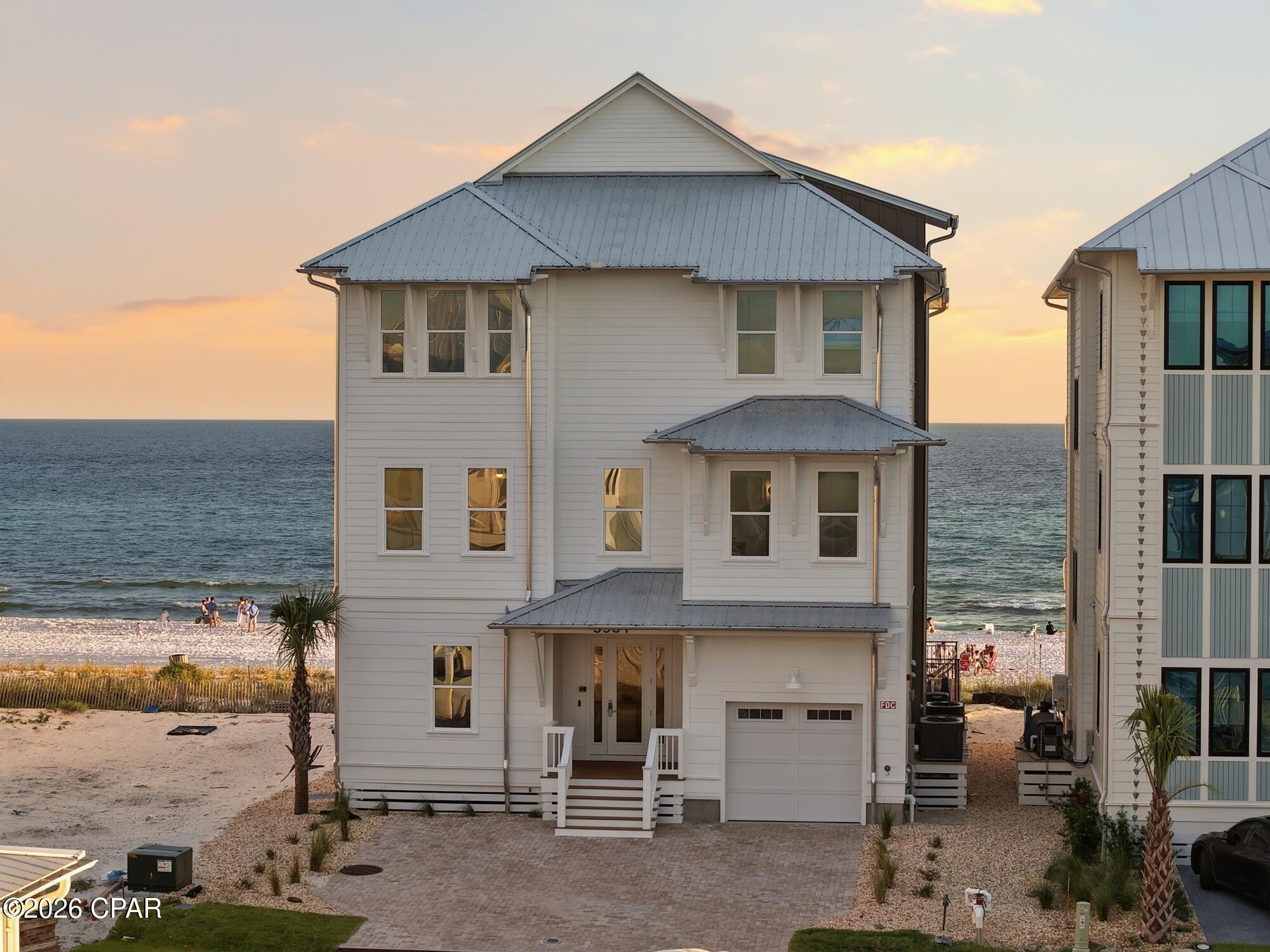 Hadley's Beach - Residential