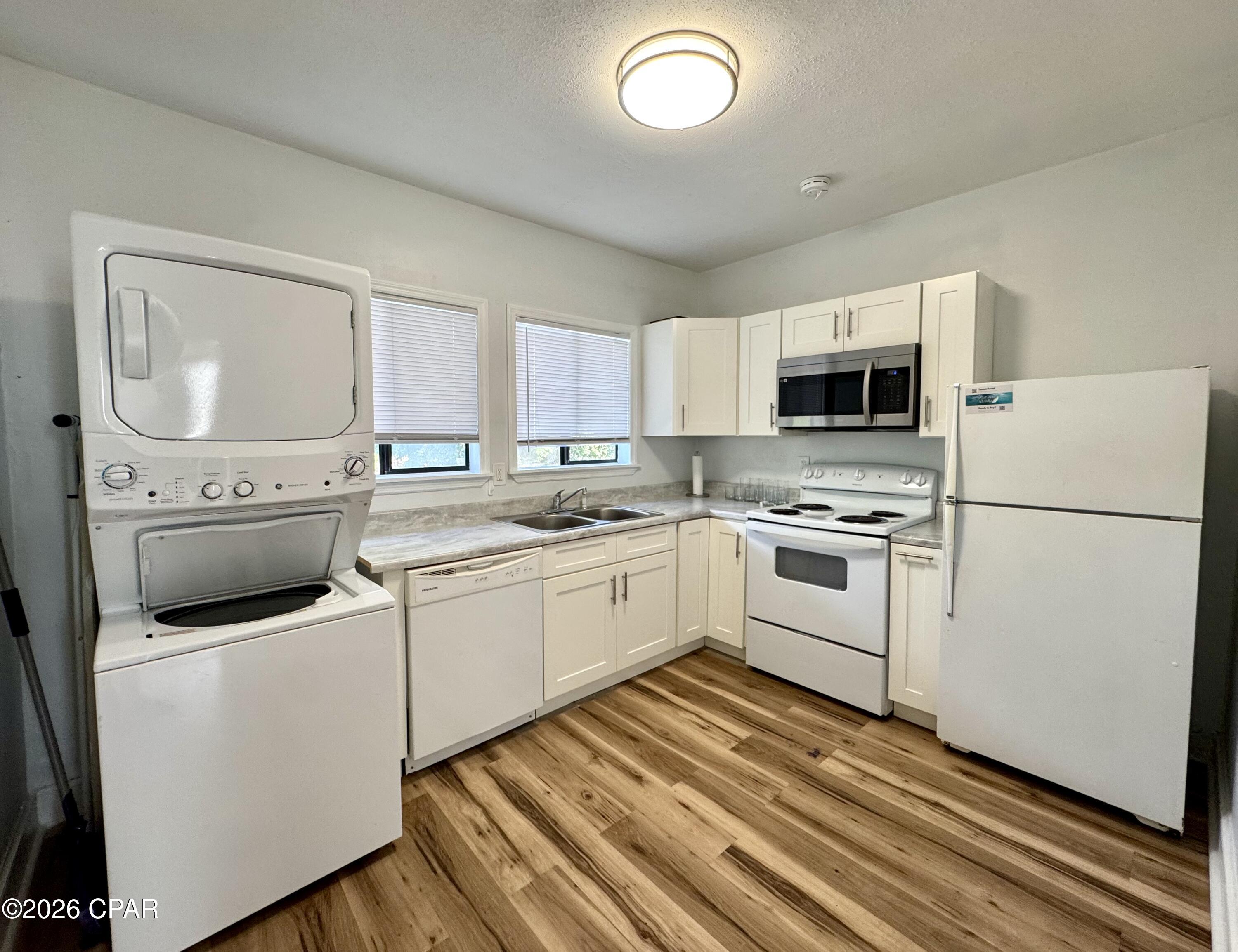 [No Recorded Subdiv] - Residential Lease