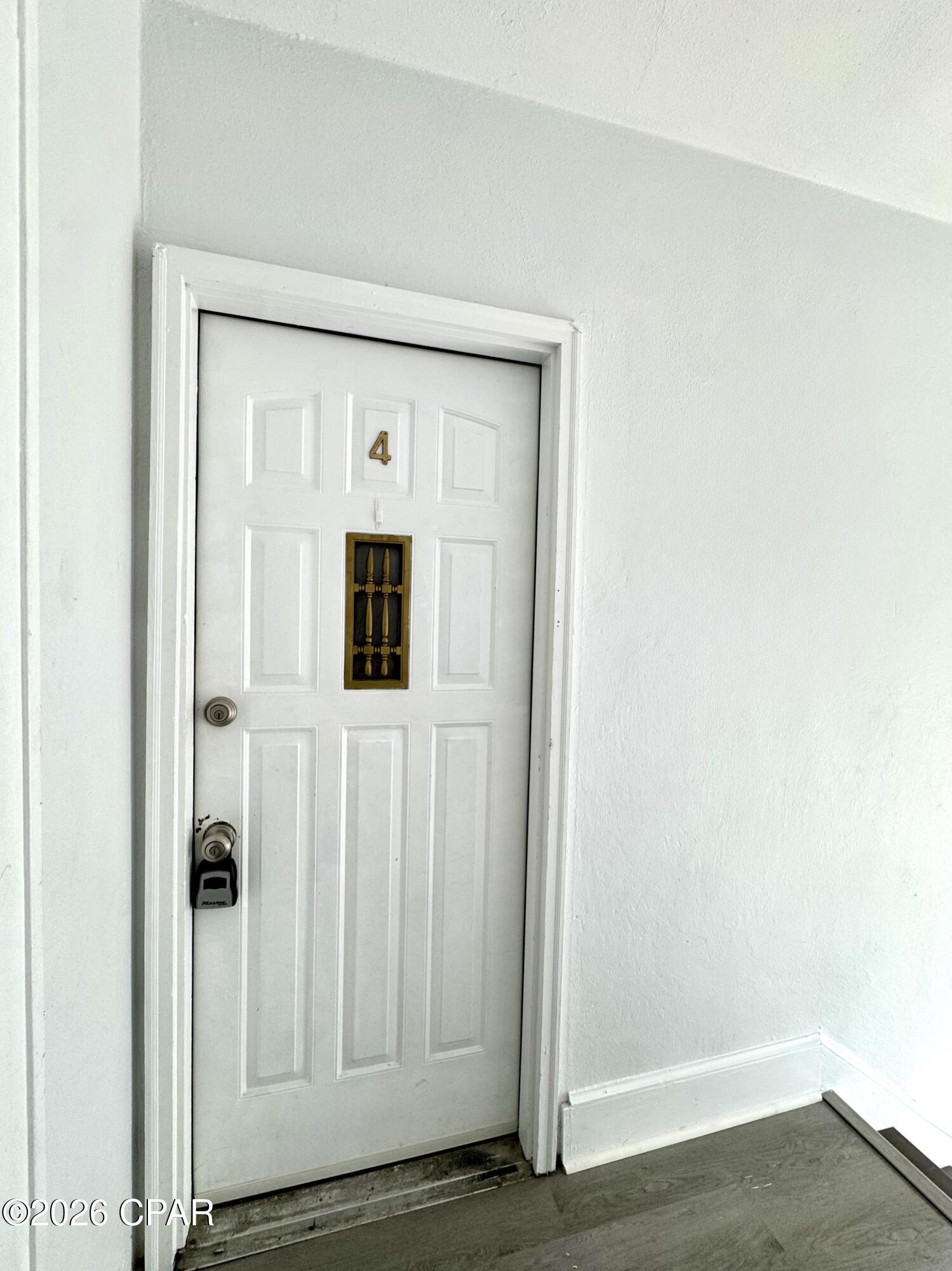 [No Recorded Subdiv] - Residential Lease