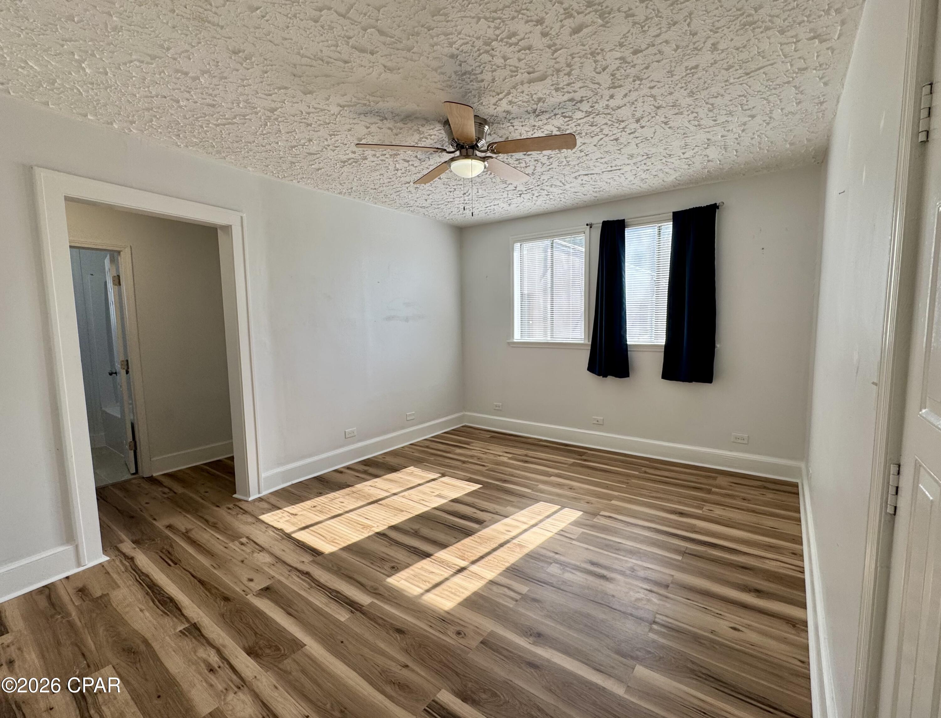 [No Recorded Subdiv] - Residential Lease