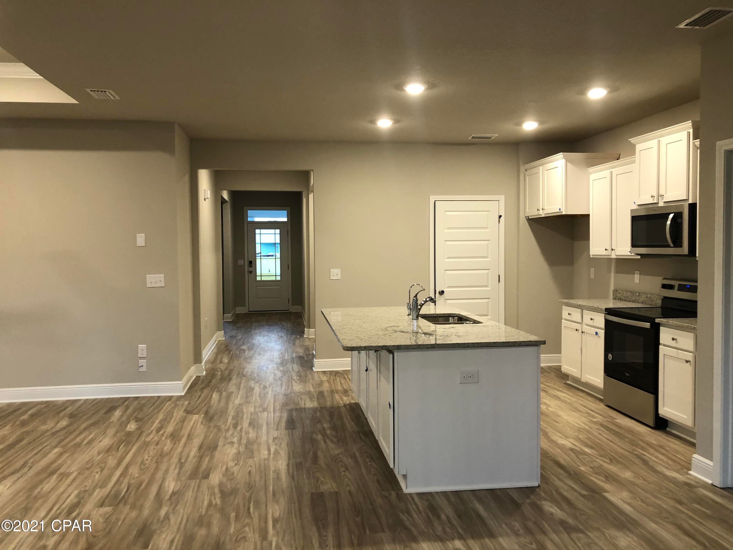 Emerald Cove Villas - Residential
