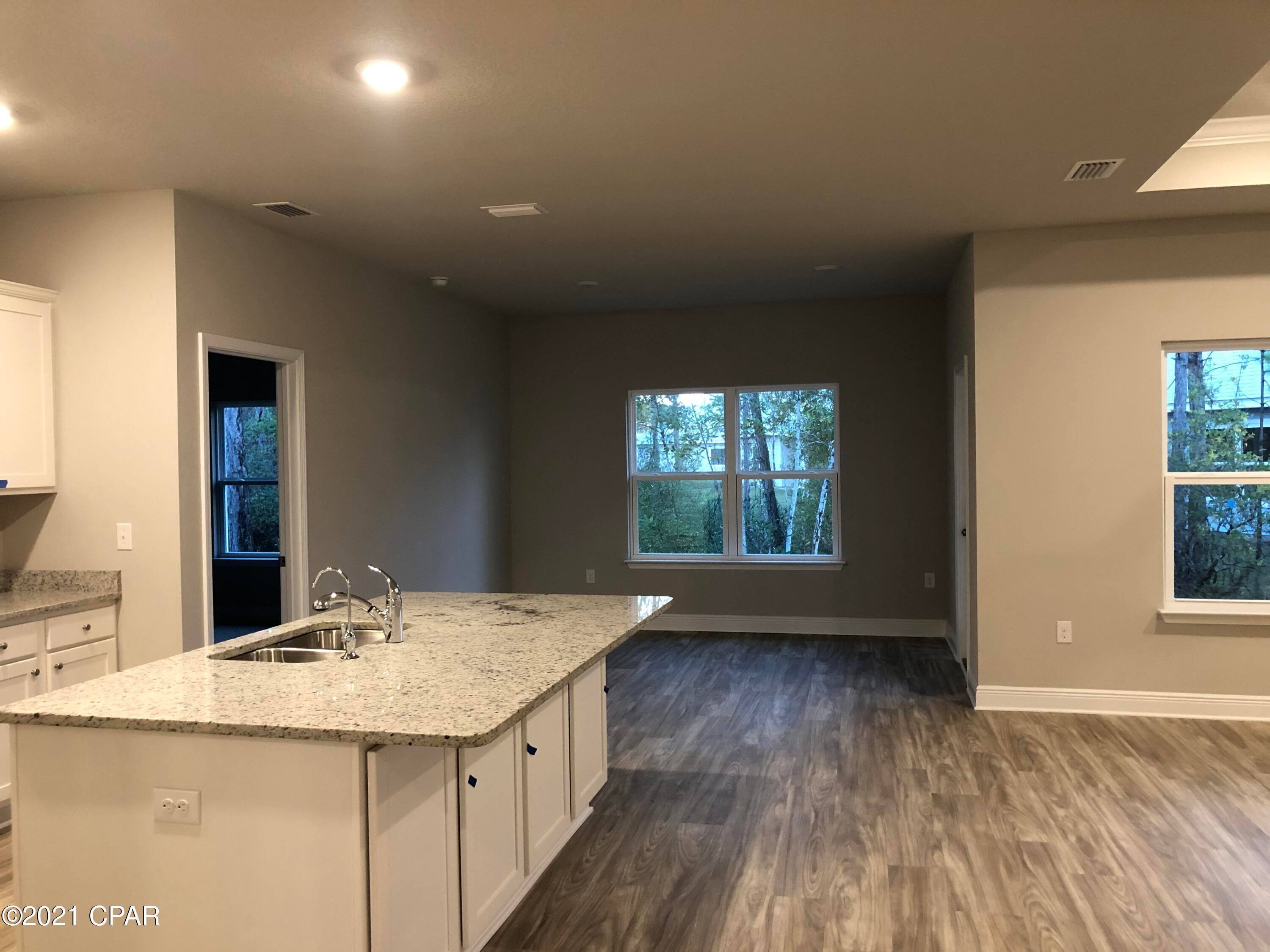 Emerald Cove Villas - Residential