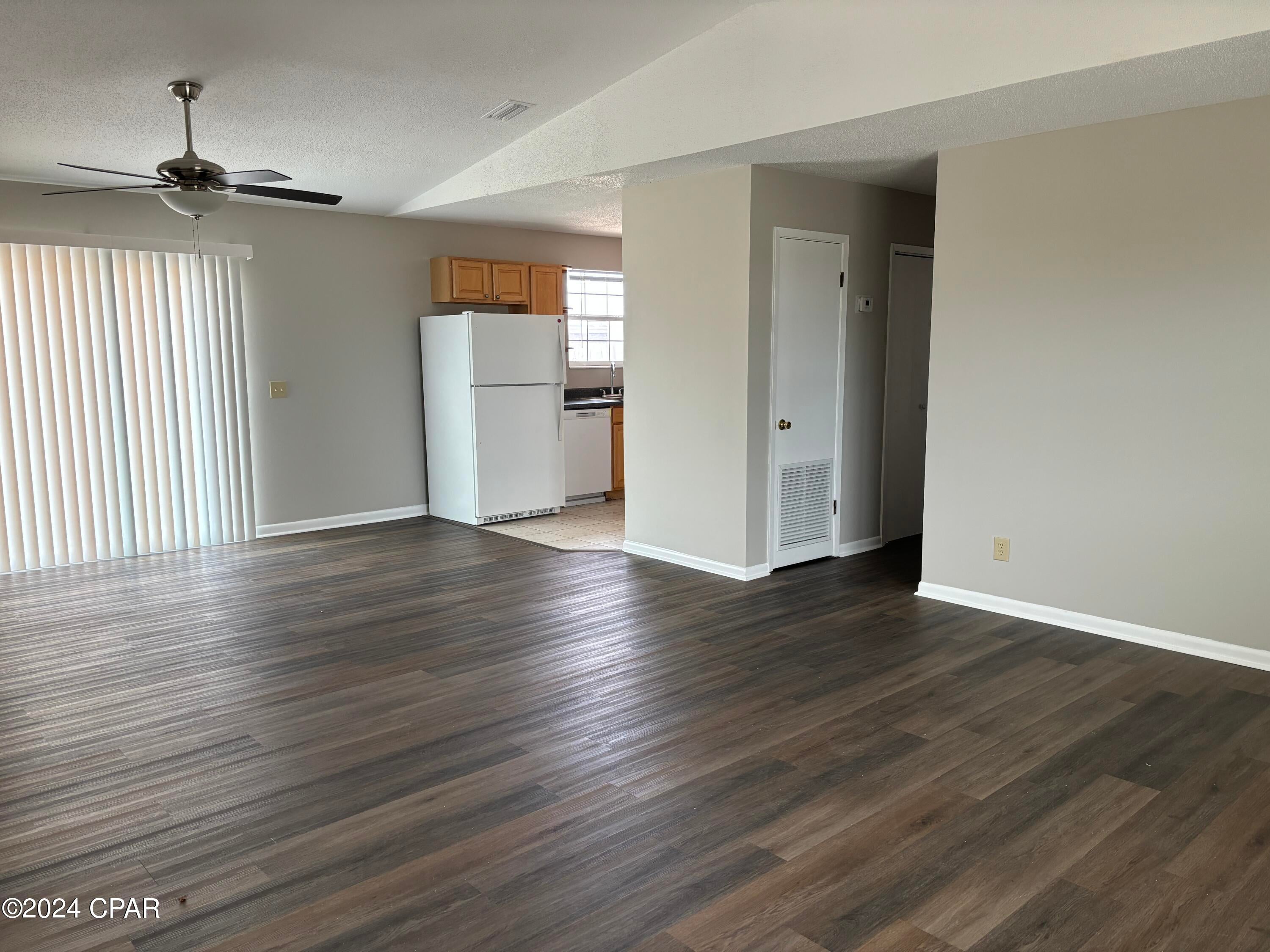 Treasure Island - Residential Lease