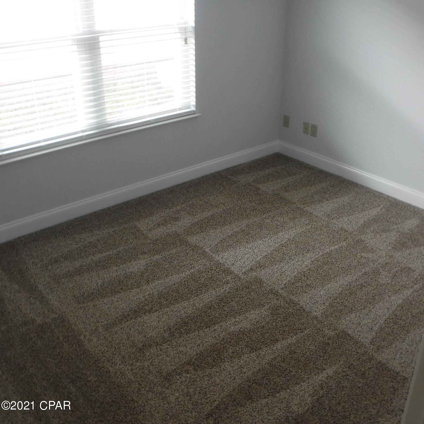 Riverside Ph I - Residential Lease
