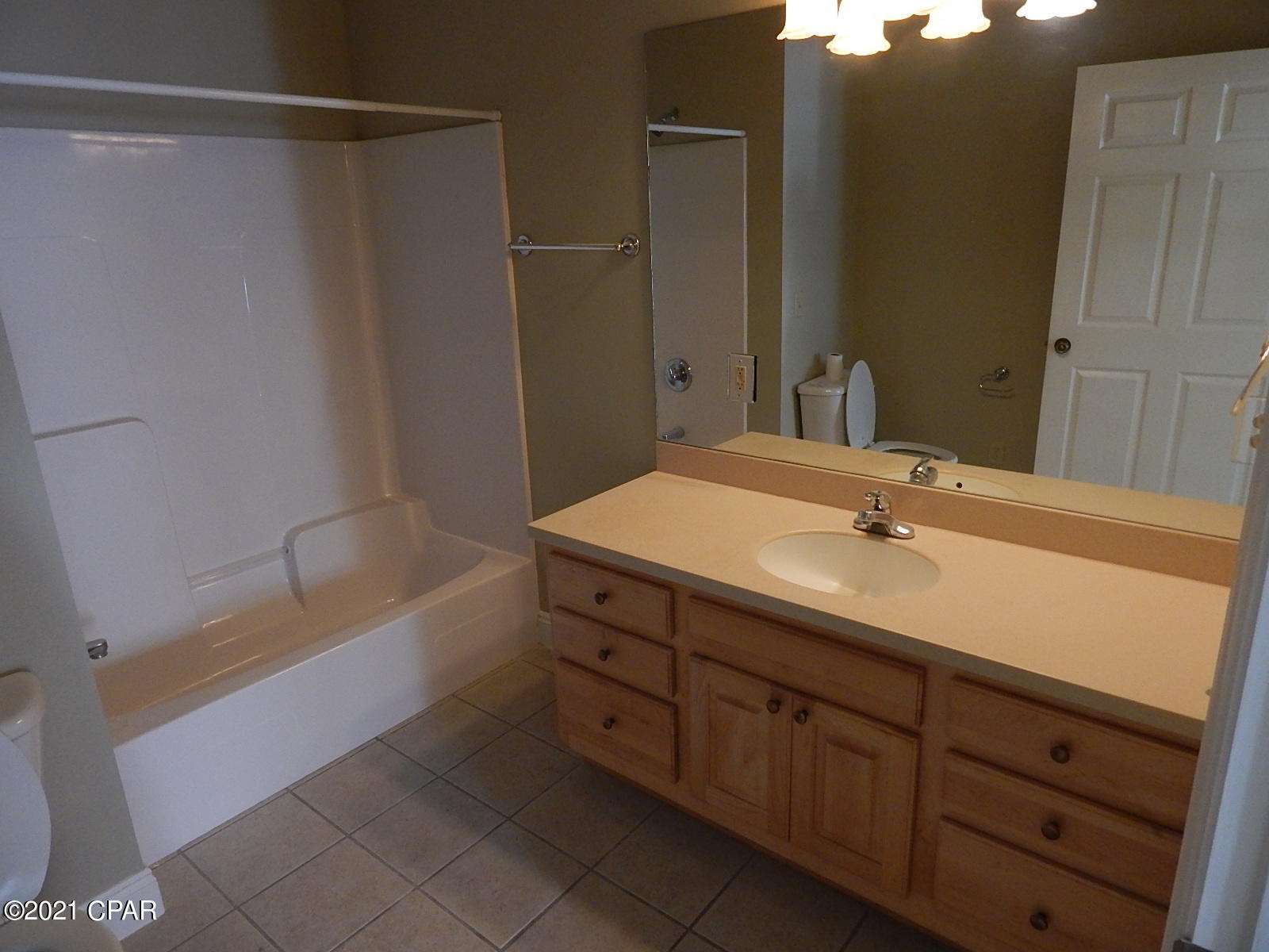 Riverside Ph I - Residential Lease