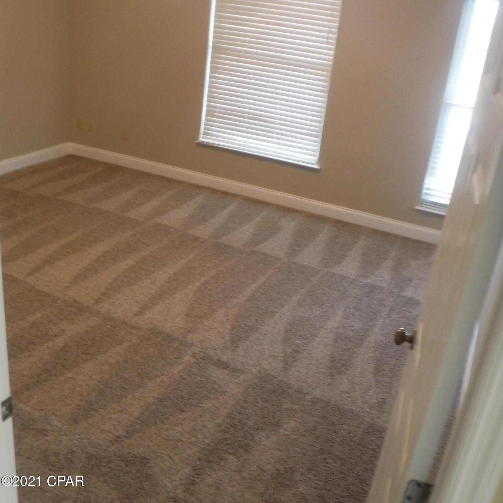Riverside Ph I - Residential Lease
