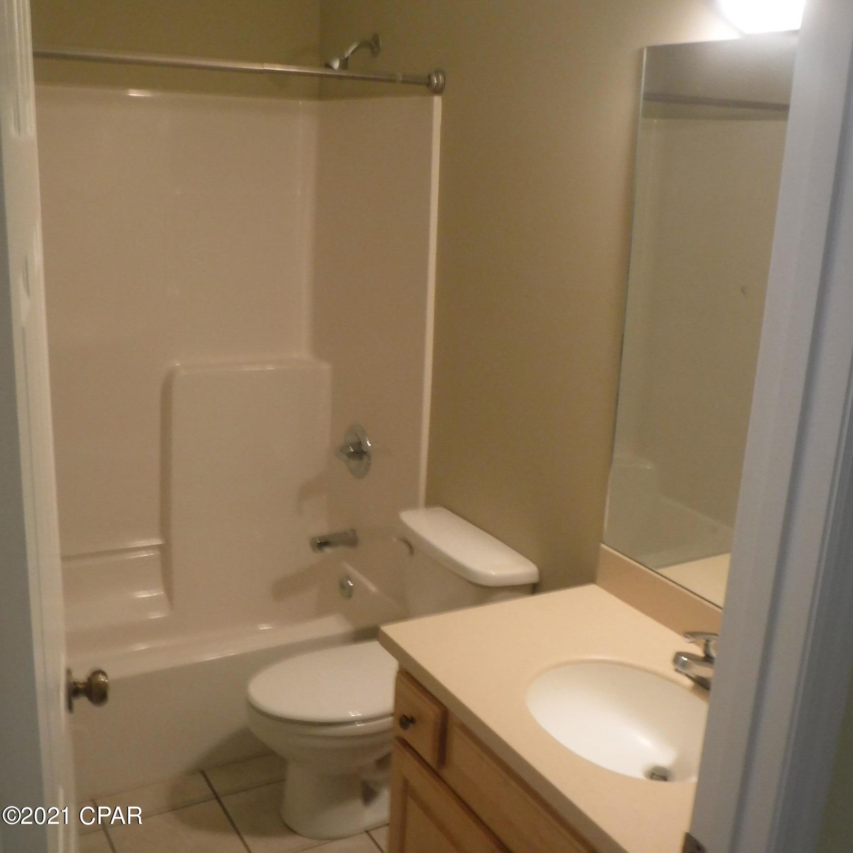 Riverside Ph I - Residential Lease