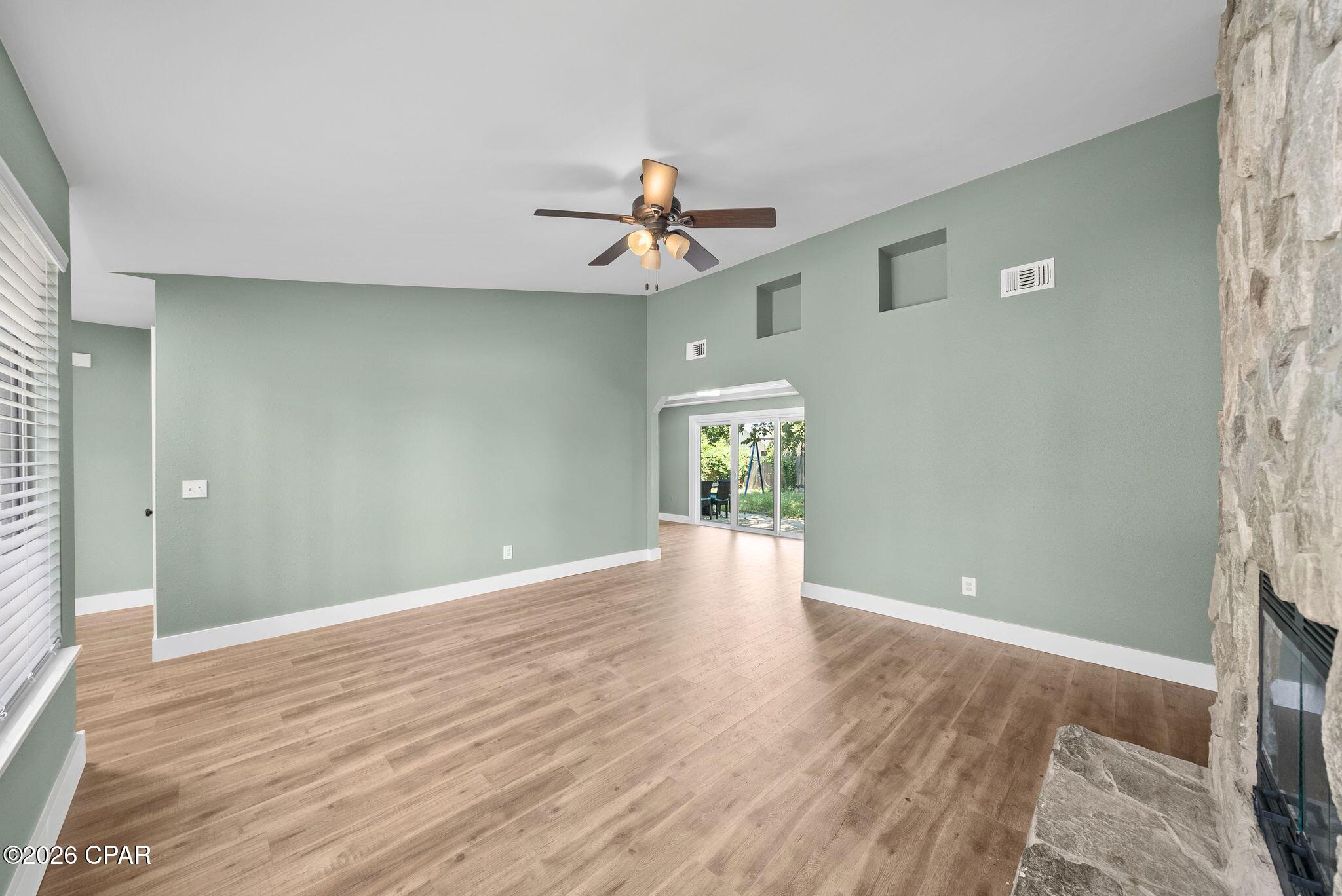 Treasure Palms - Residential