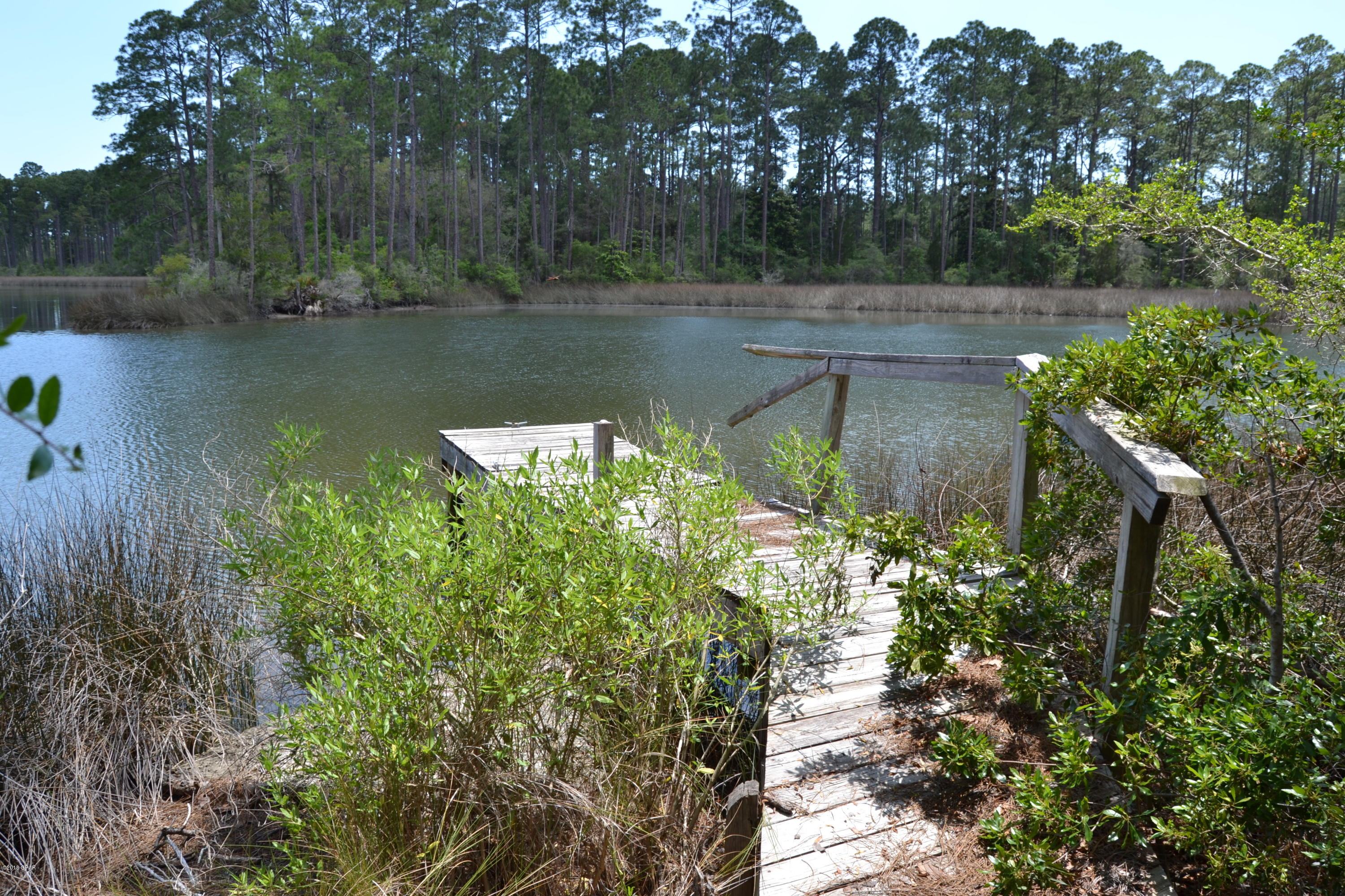 Laird Point - Land