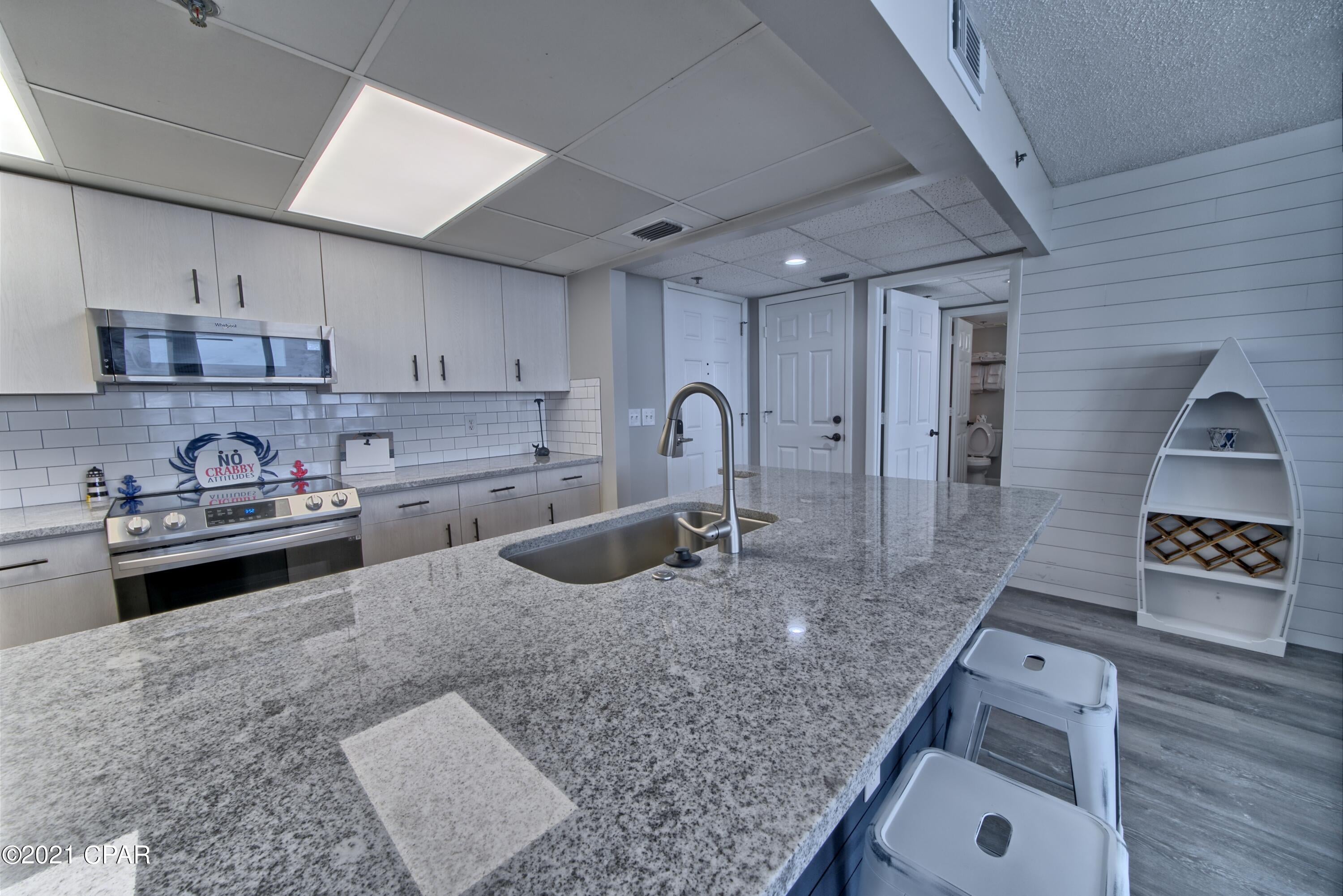Long Beach Towers III - Residential
