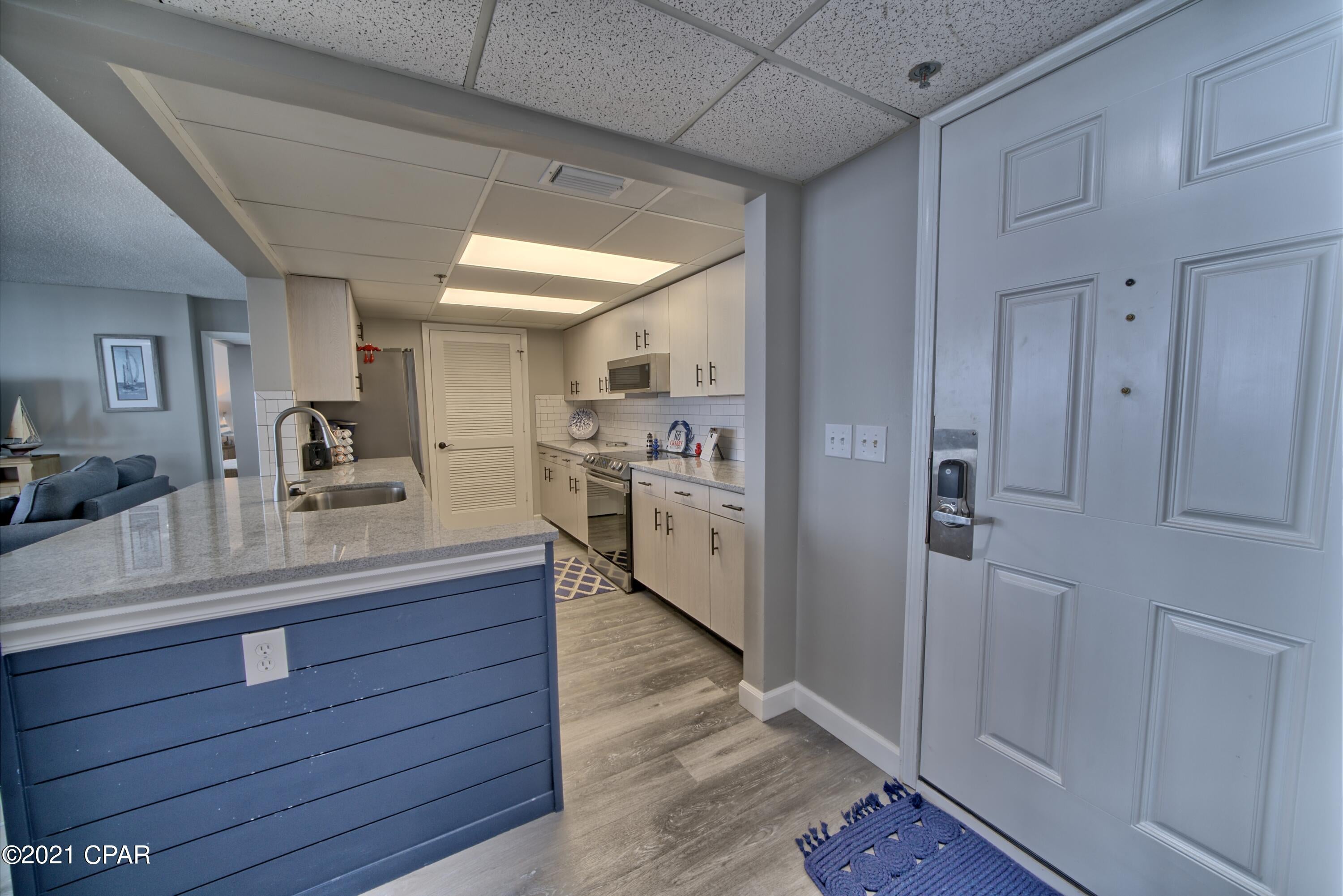 Long Beach Towers III - Residential