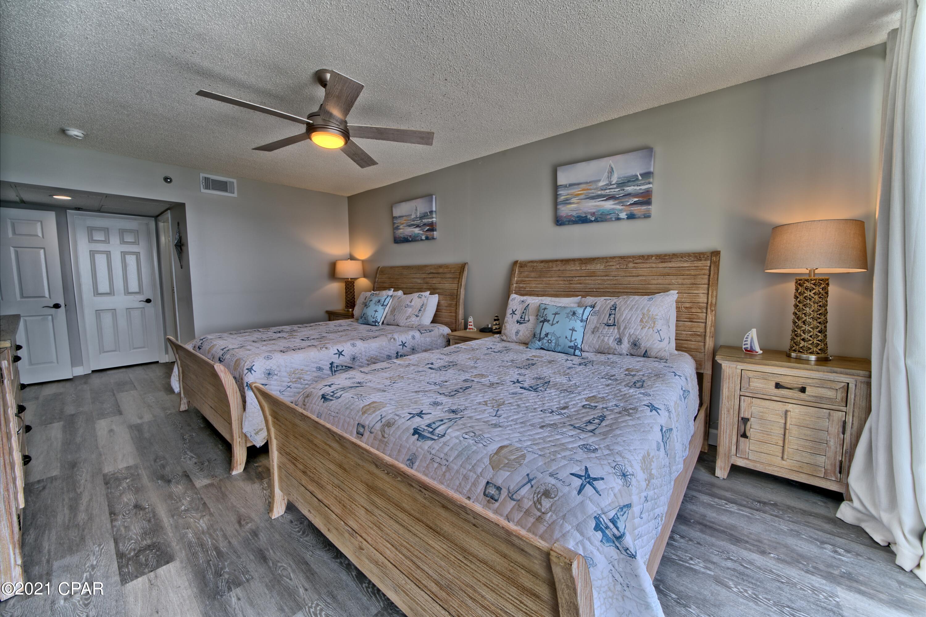 Long Beach Towers III - Residential