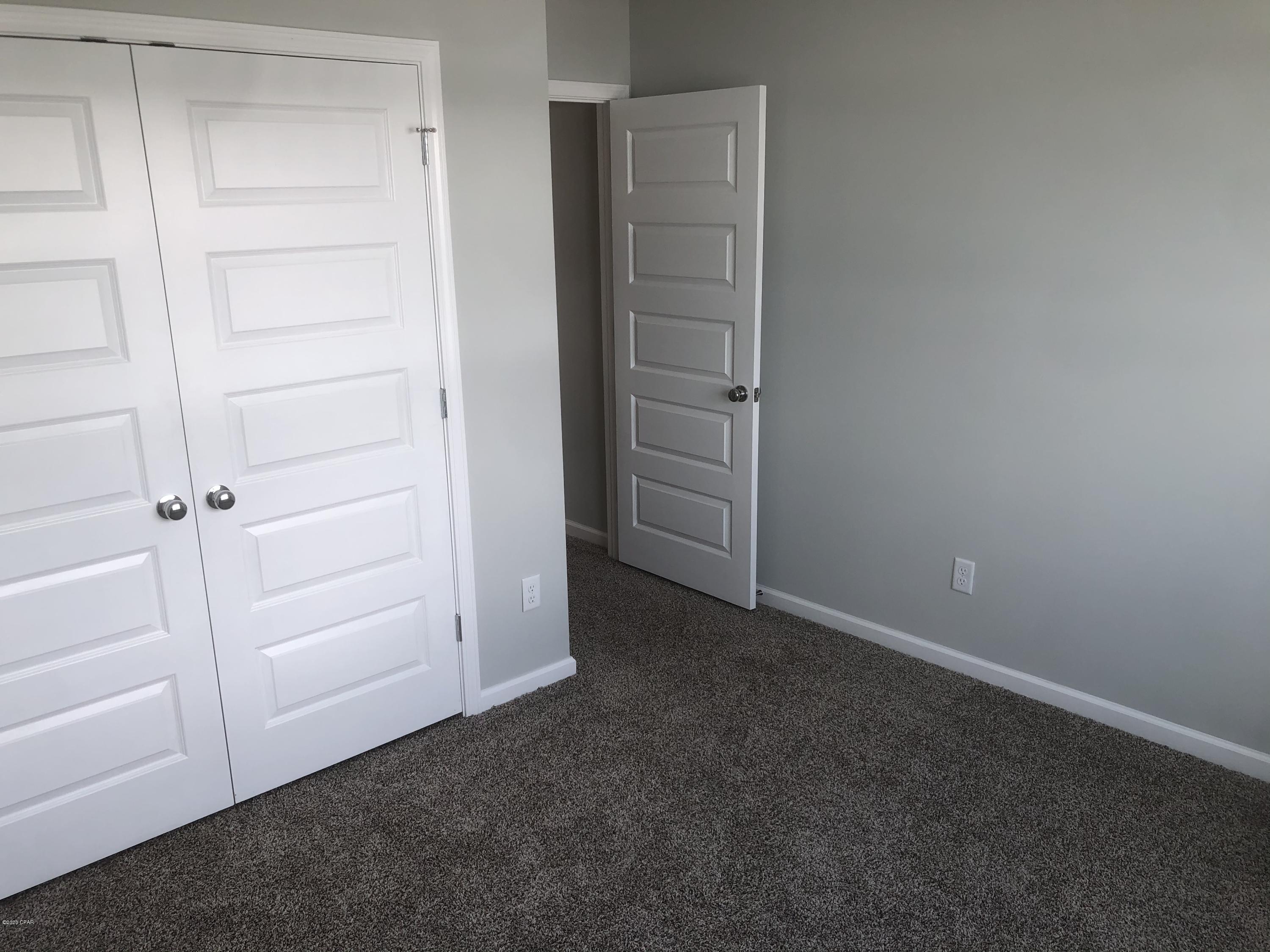 [No Recorded Subdiv] - Residential Lease