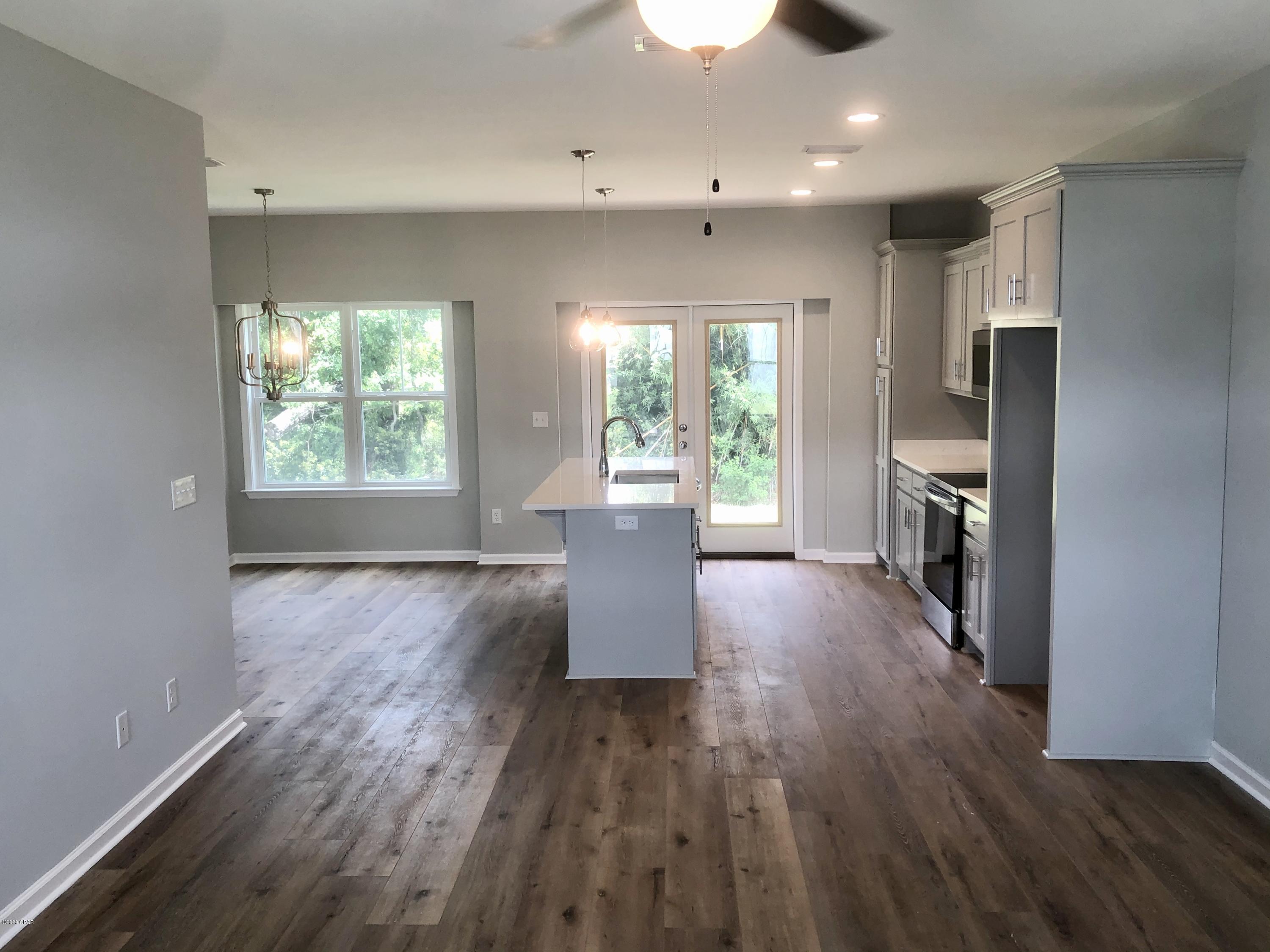 [No Recorded Subdiv] - Residential Lease