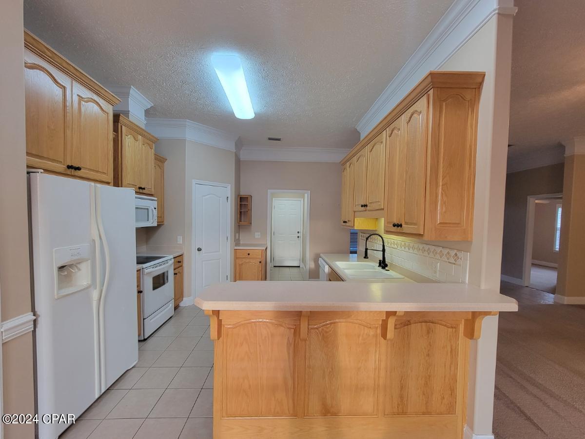 [No Recorded Subdiv] - Residential Lease