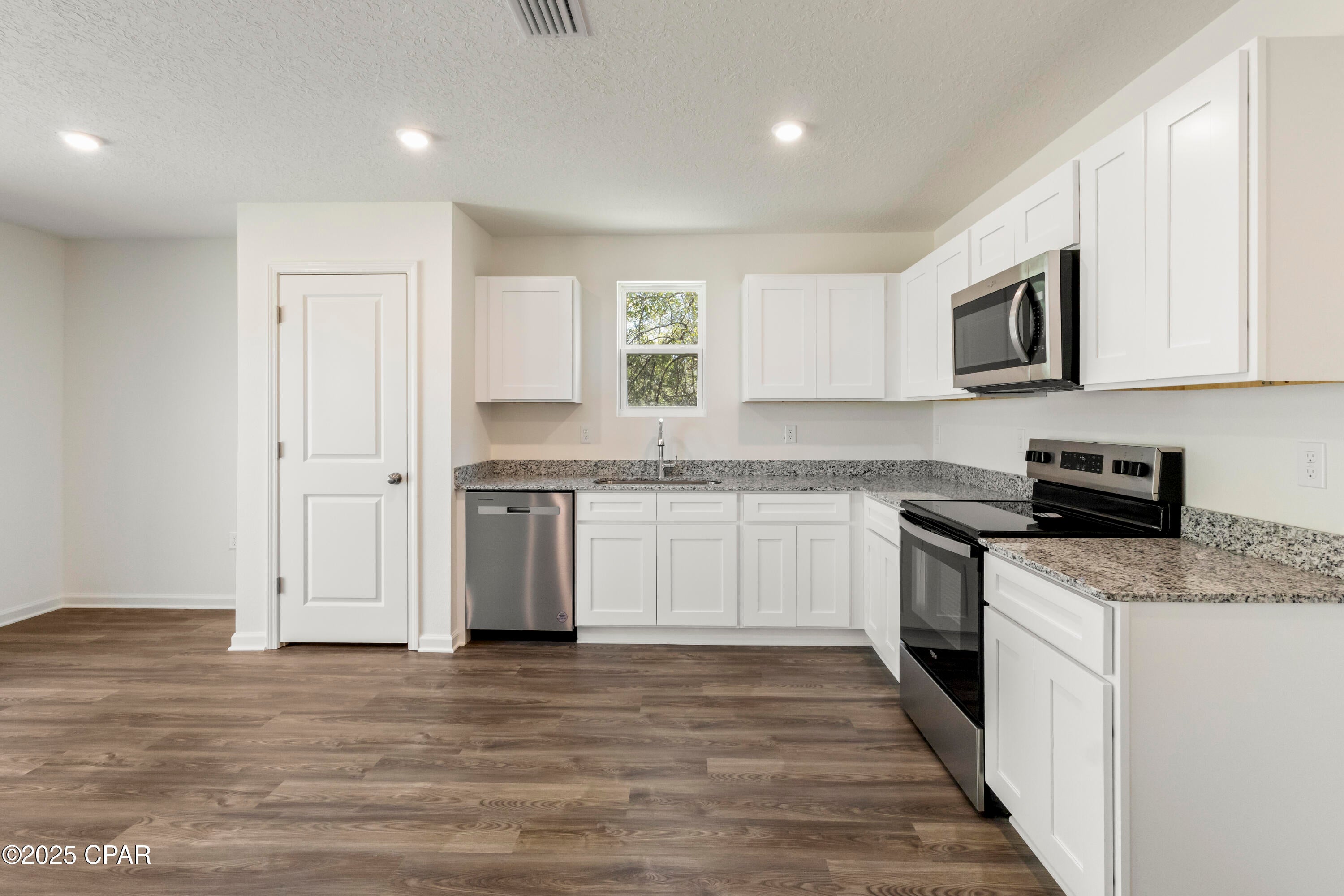 Sunny Hills - Residential