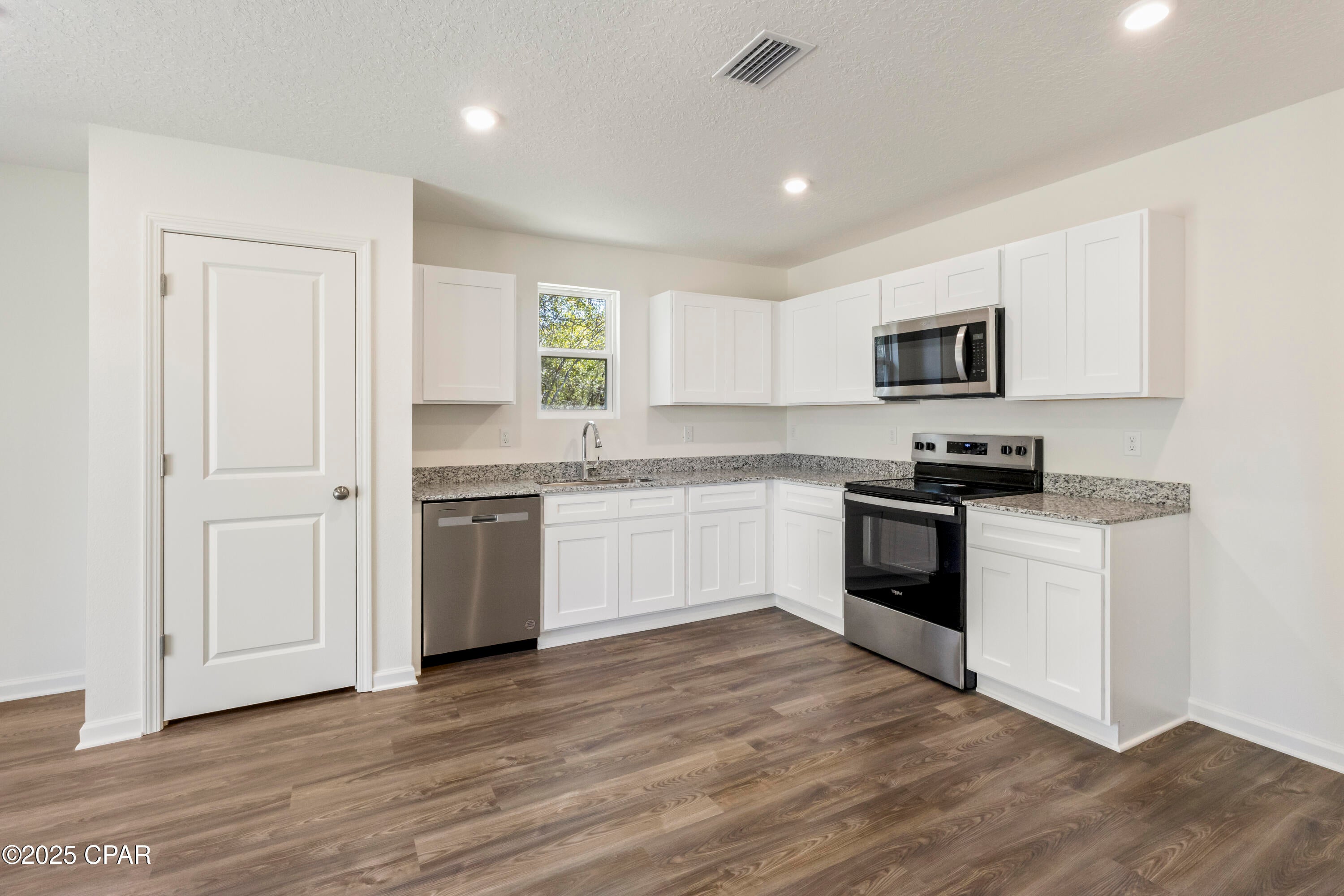 Sunny Hills - Residential