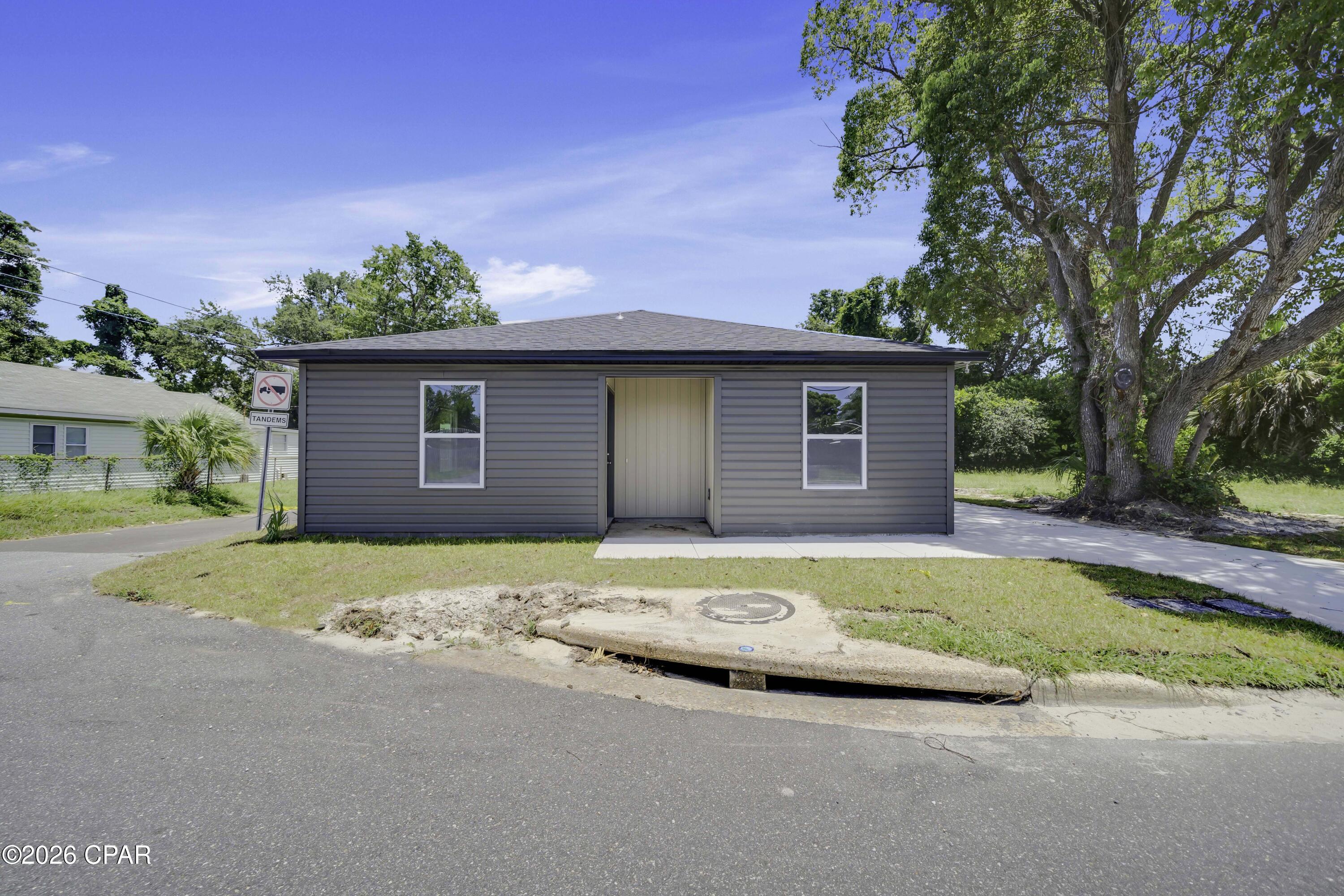 [No Recorded Subdiv] - Residential Lease
