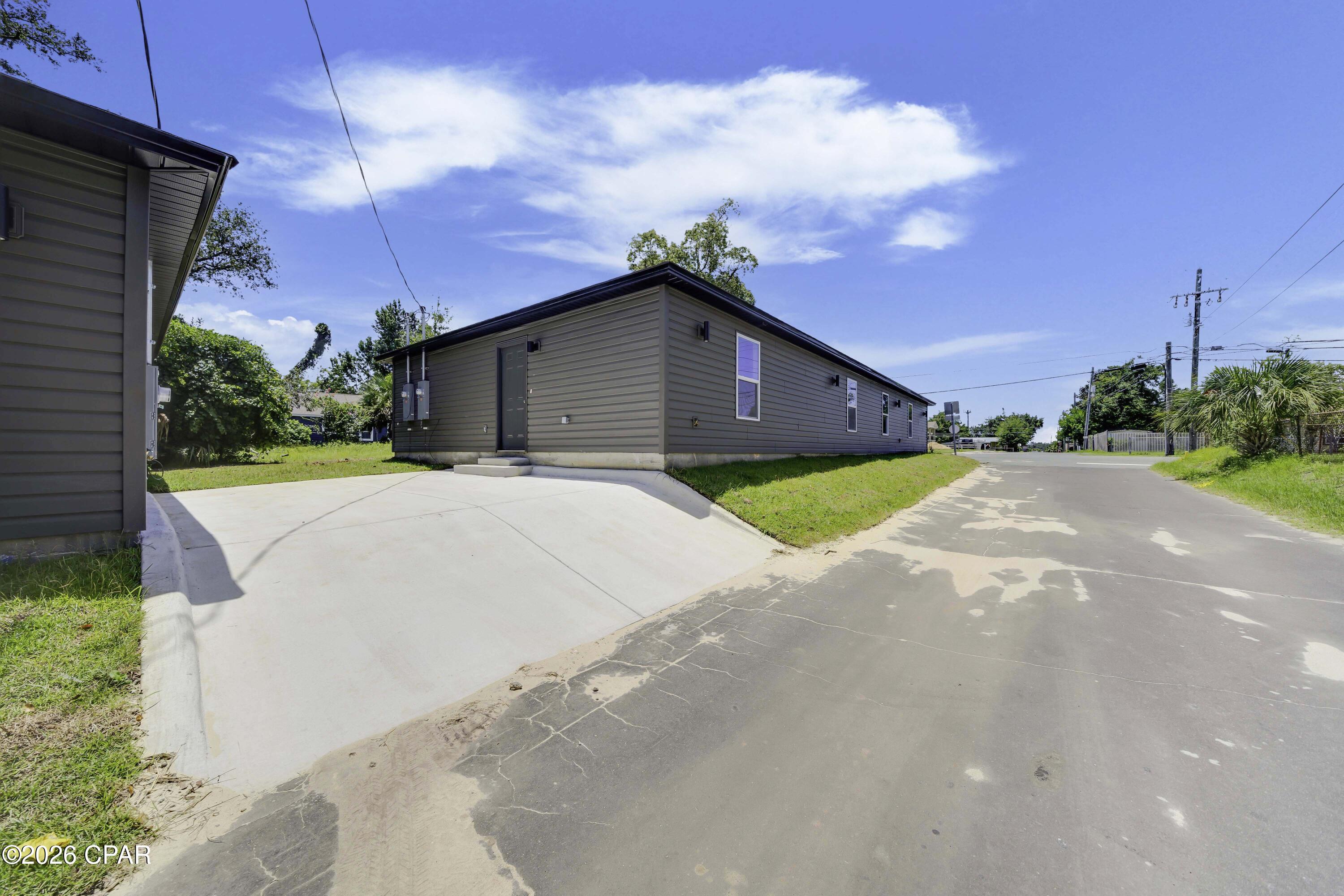 [No Recorded Subdiv] - Residential Lease
