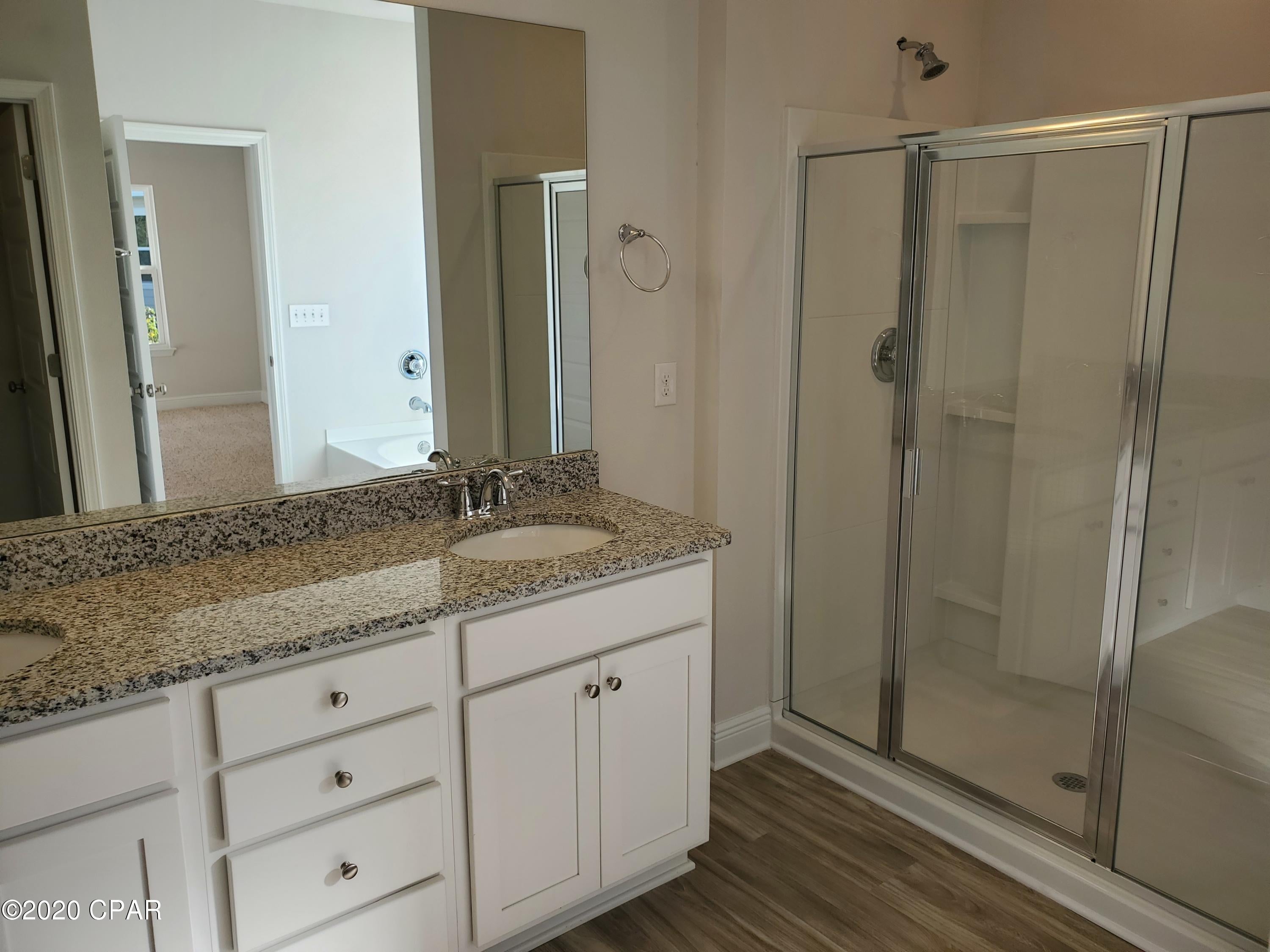 Emerald Cove Villas - Residential