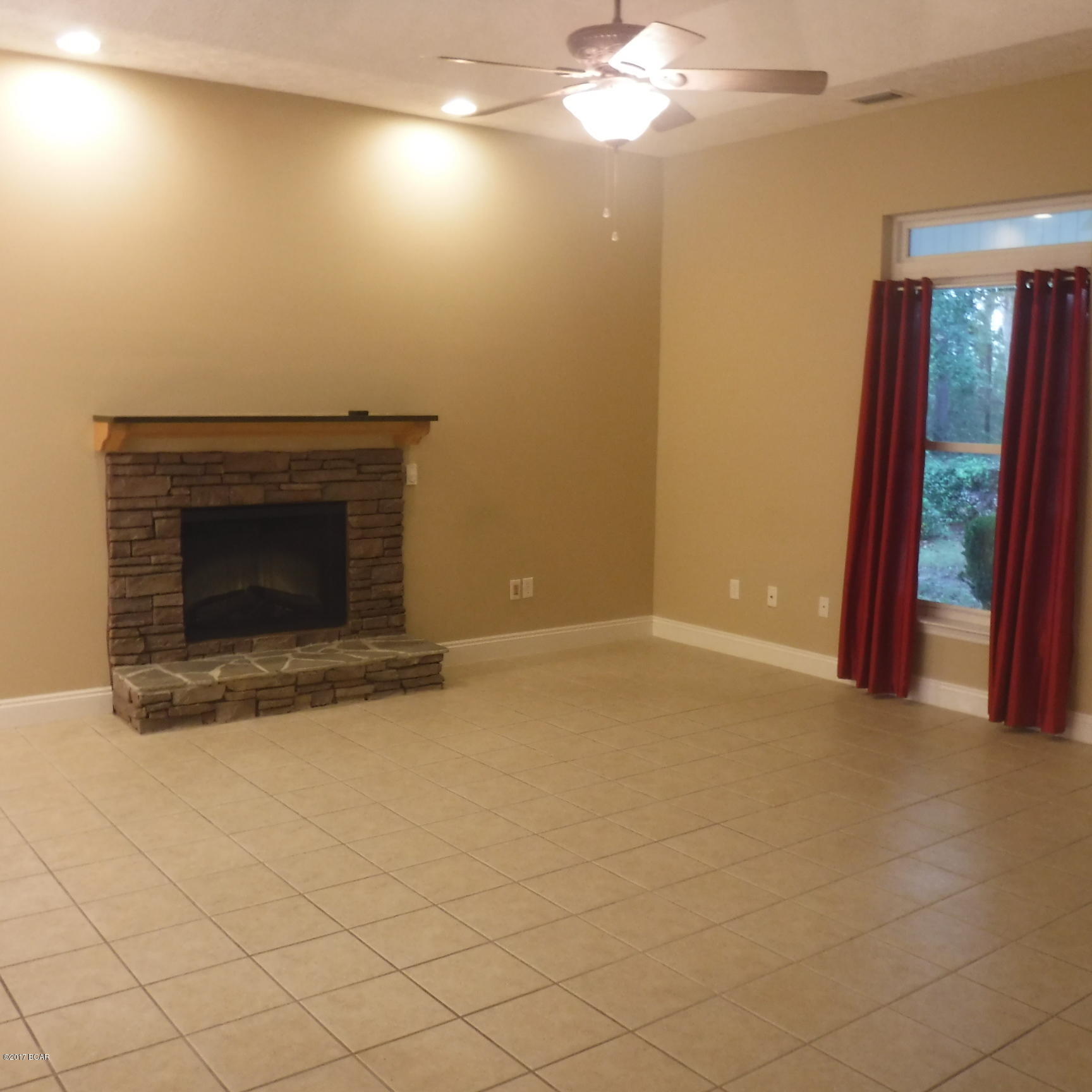 Riverside Park - Residential Lease
