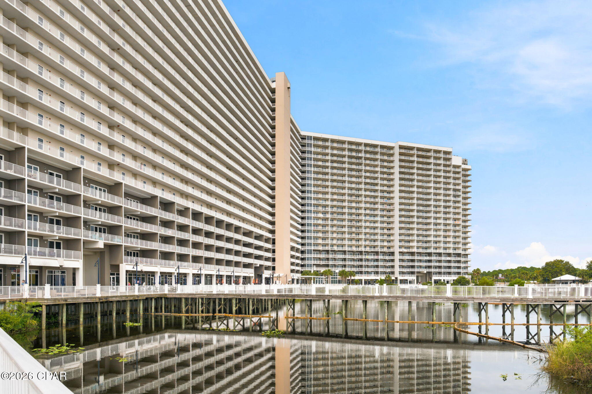 Laketown Wharf - Residential
