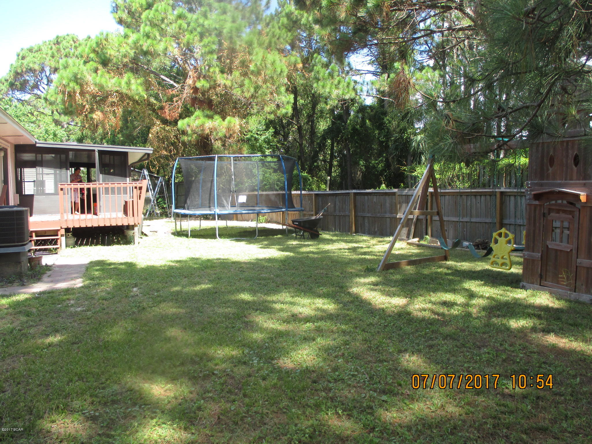 Holiday Beach Unit 16 - Residential Lease