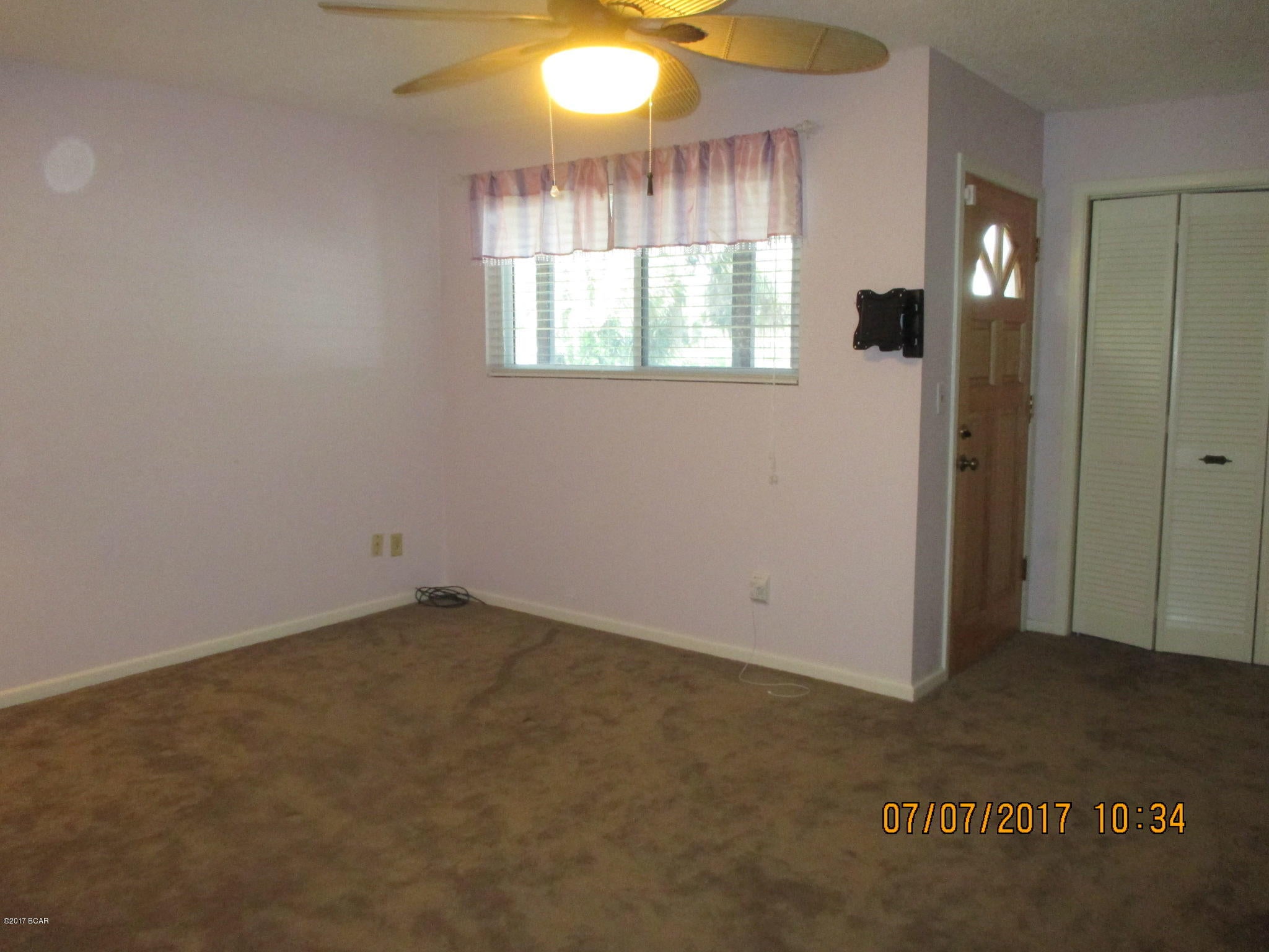 Holiday Beach Unit 16 - Residential Lease