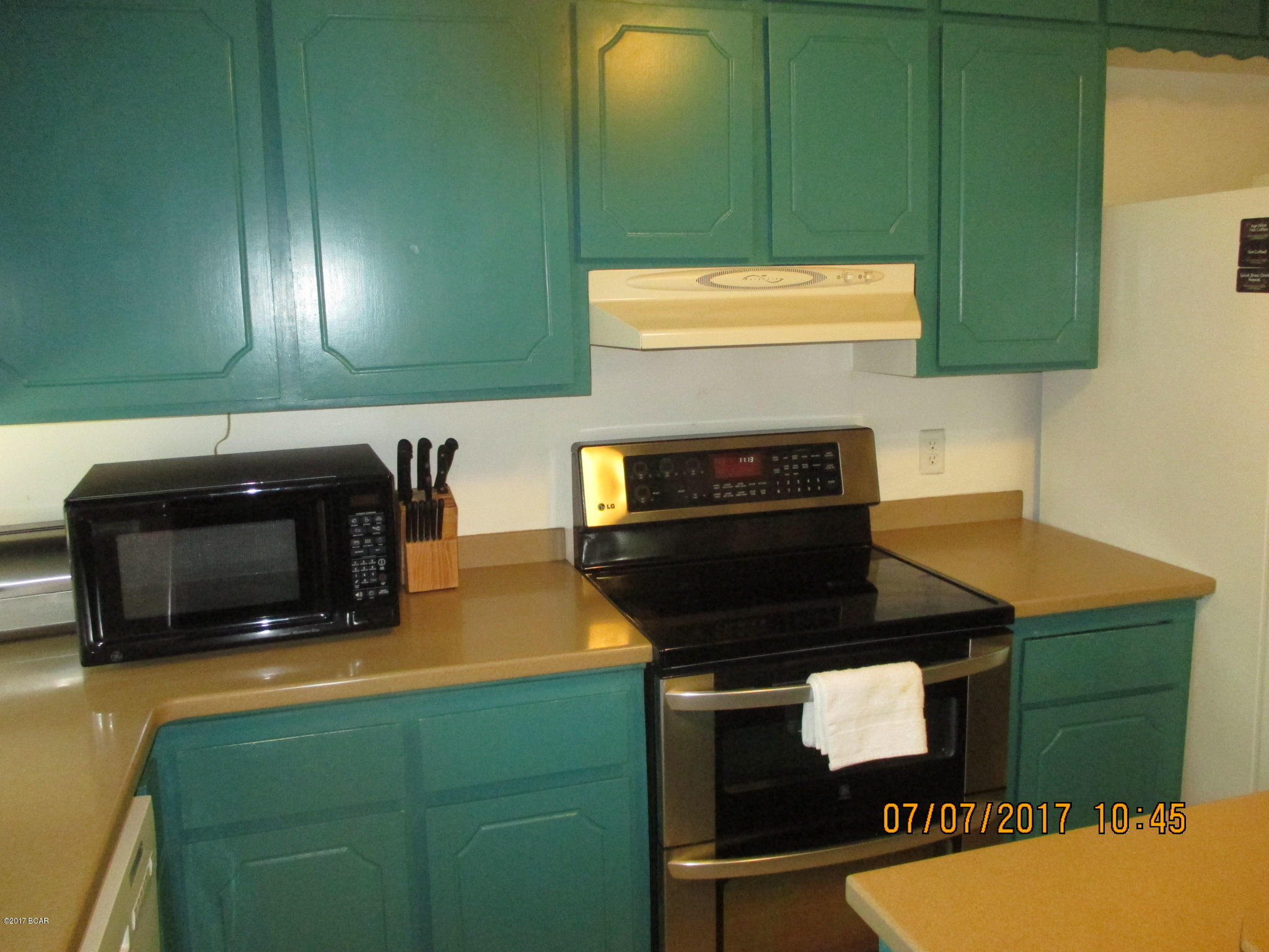 Holiday Beach Unit 16 - Residential Lease