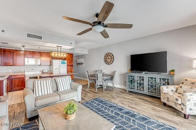 Laketown Wharf - Residential