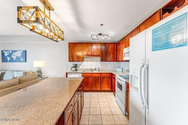 Laketown Wharf - Residential
