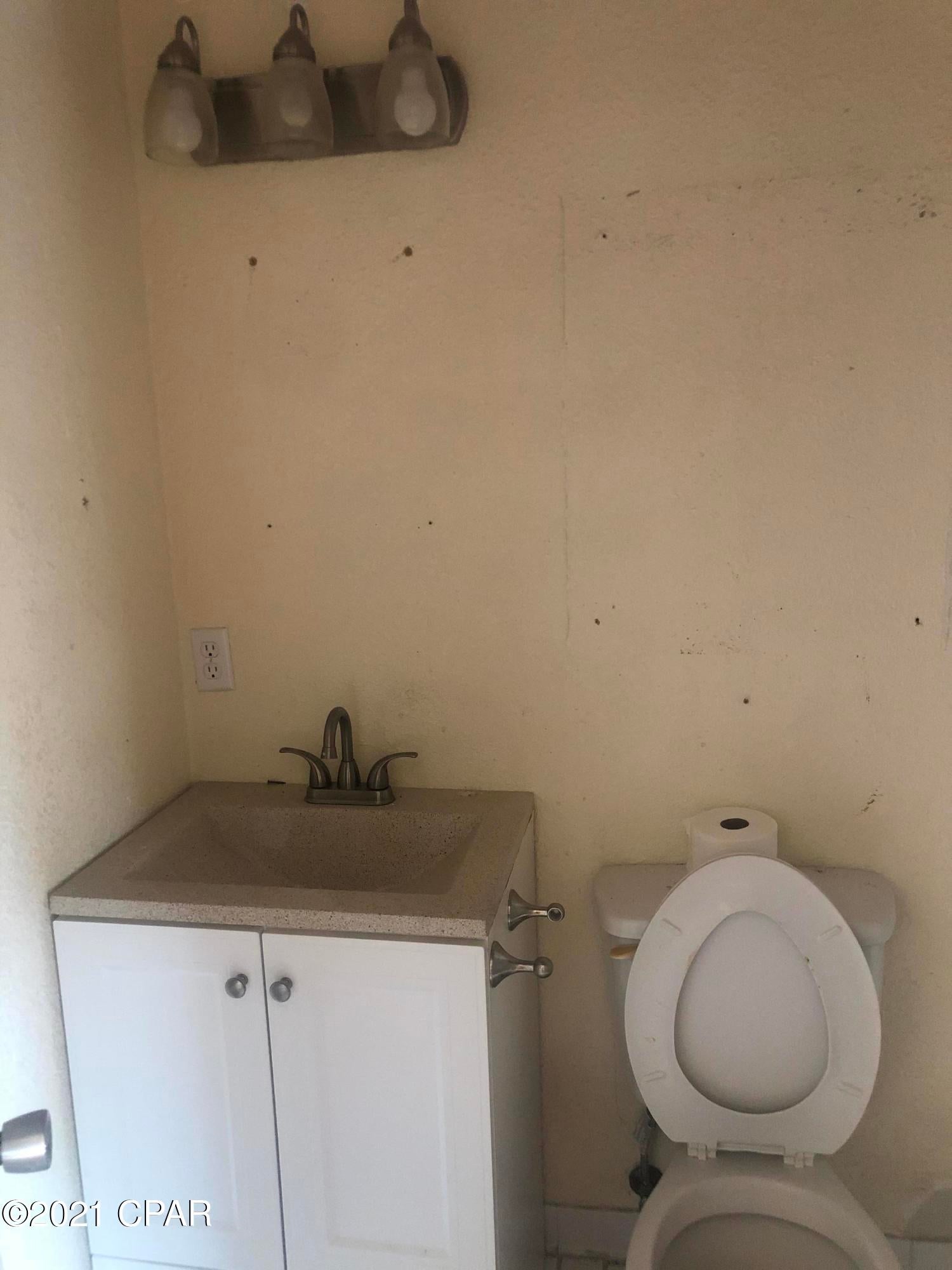 Silver Sands Unit 1 - Residential