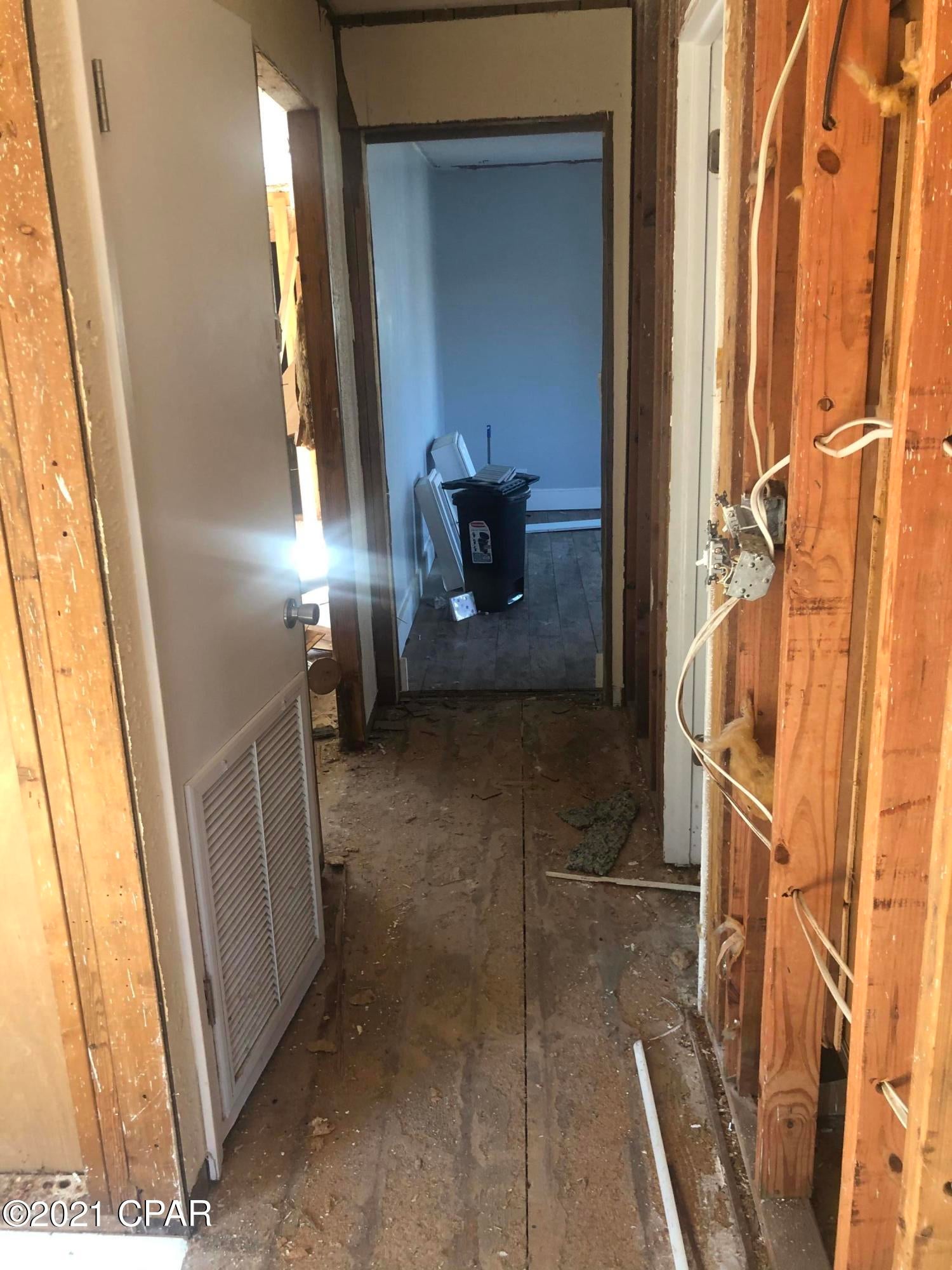 Silver Sands Unit 1 - Residential