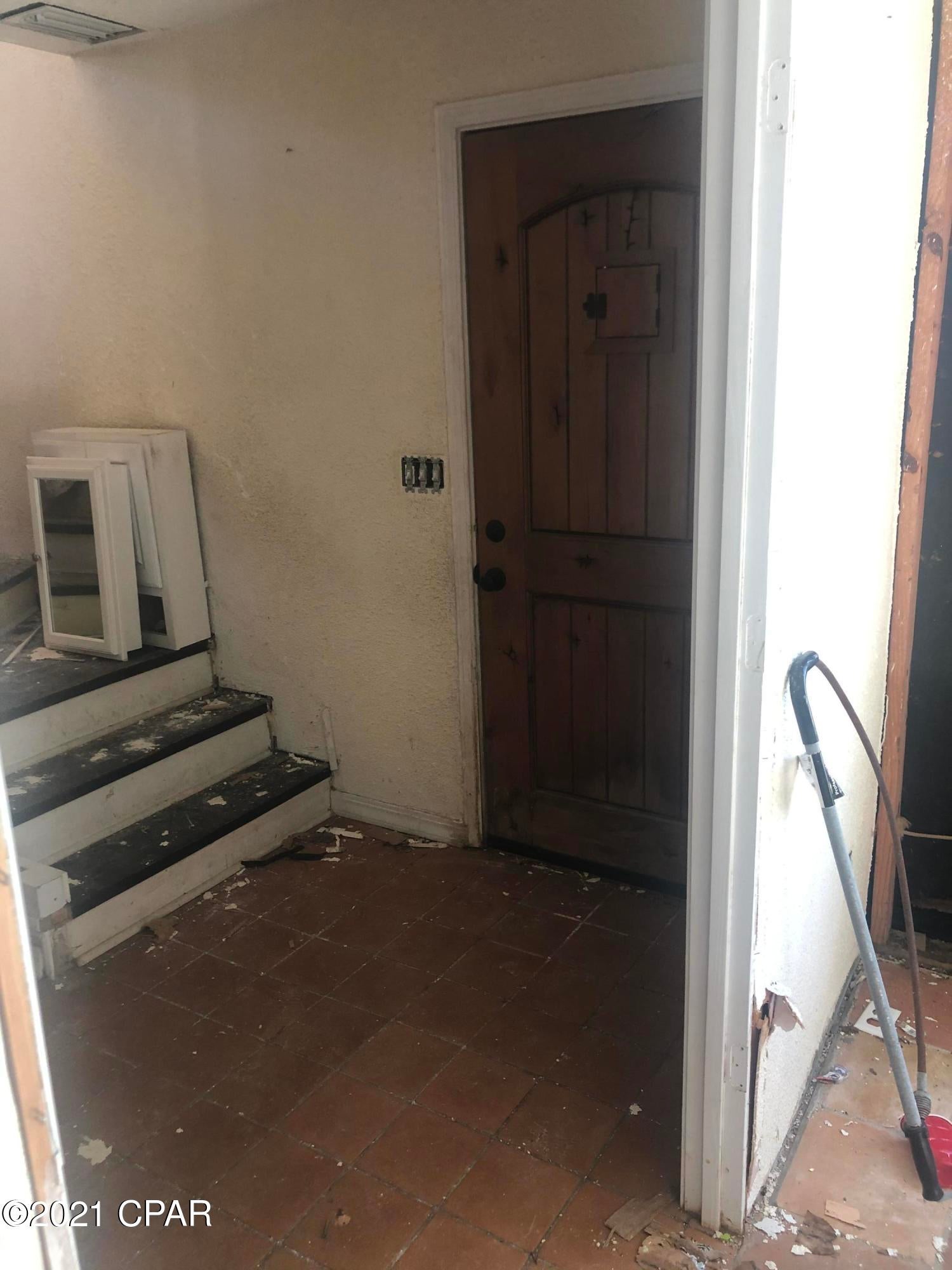 Silver Sands Unit 1 - Residential