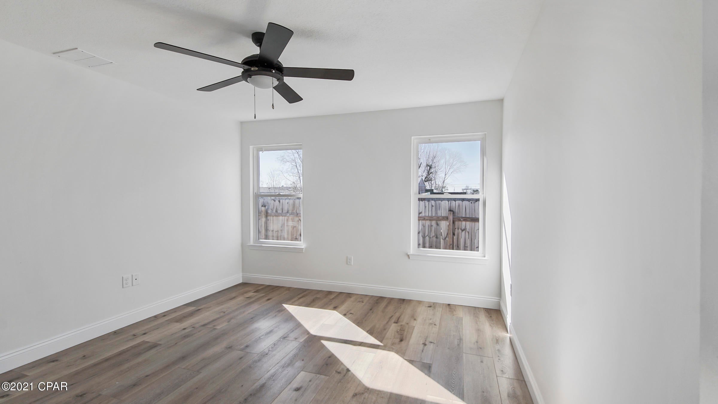 [No Recorded Subdiv] - Residential Lease