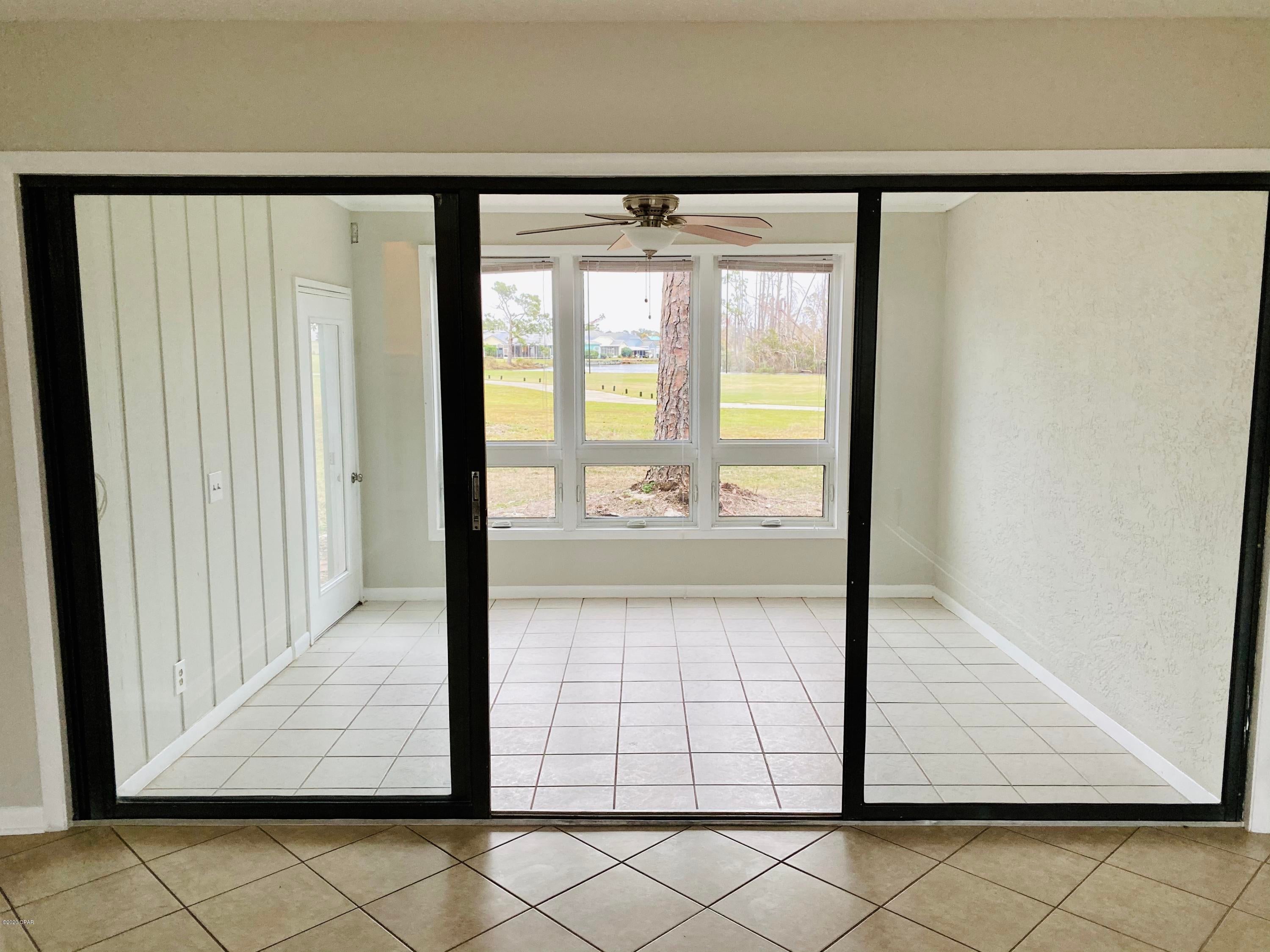 Beautiful 2bedroom 2bathroom Townhome at the Bay Point Golf Villas, Guard gated Community, minutes from the beautiful Panama City Beach, you will fall in love.