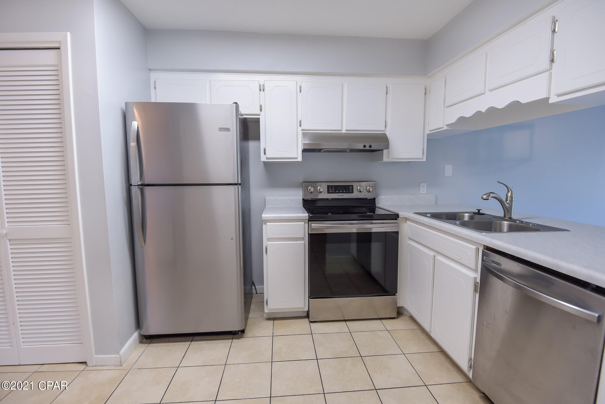 [No Recorded Subdiv] - Residential Lease