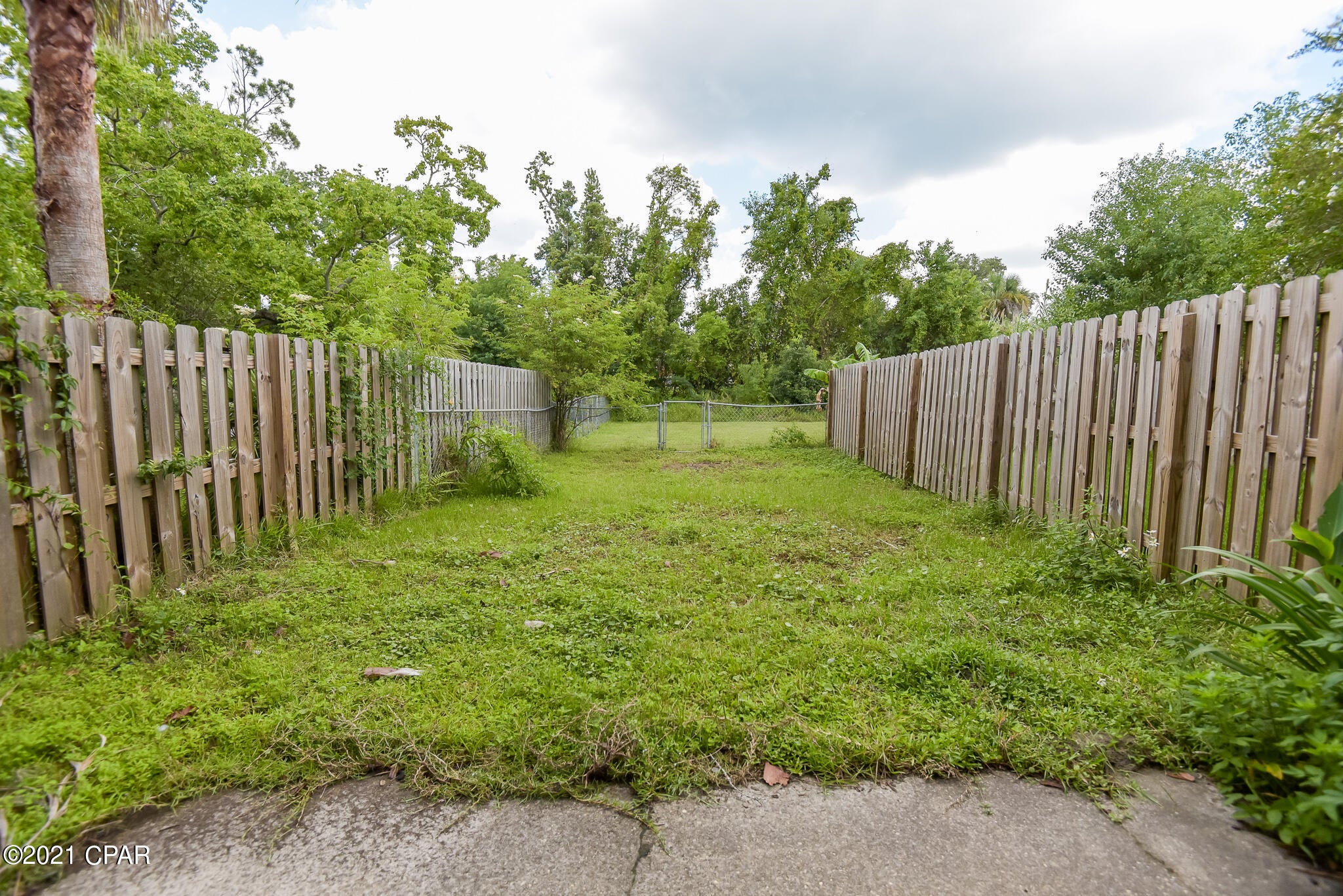 [No Recorded Subdiv] - Residential Lease