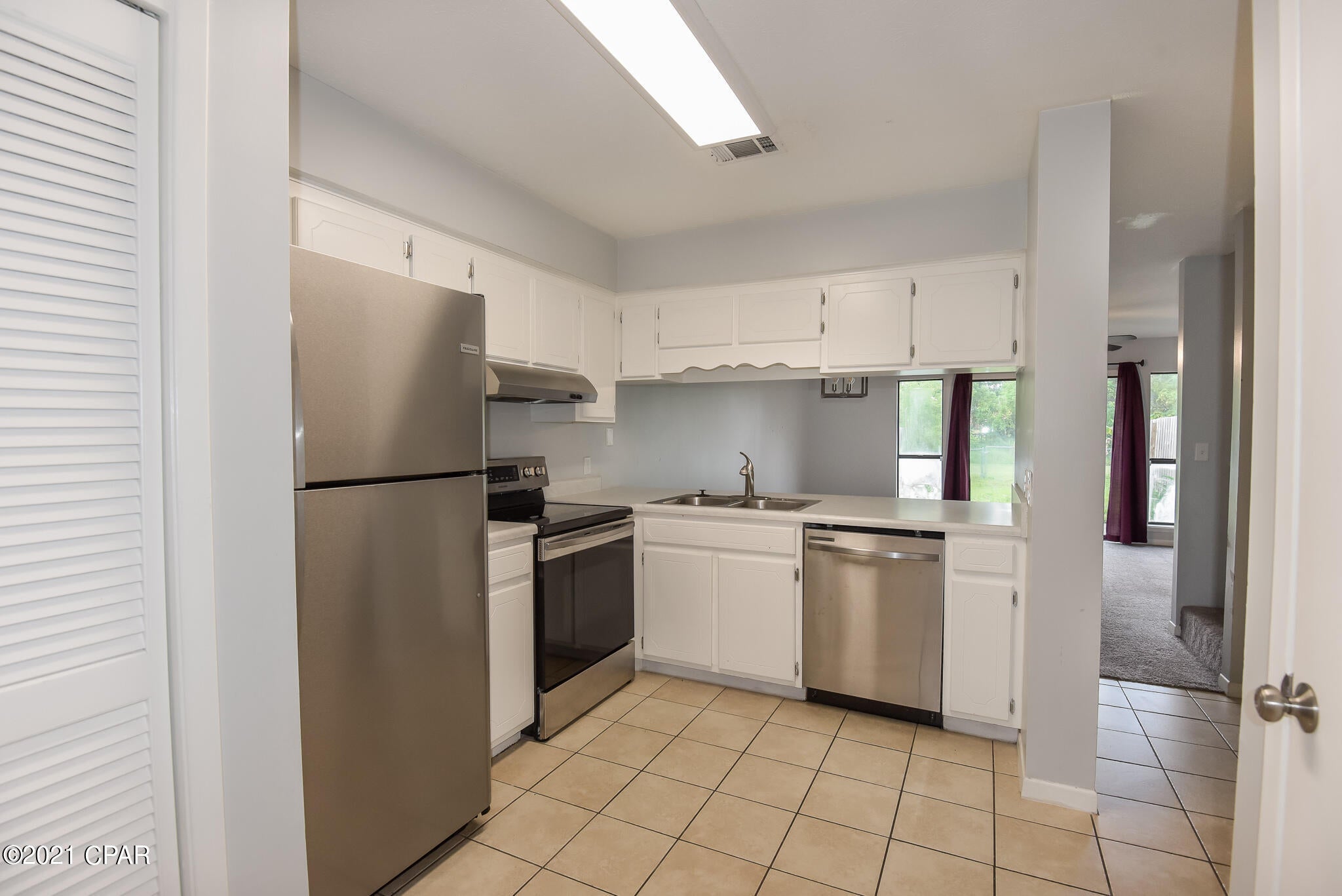 [No Recorded Subdiv] - Residential Lease