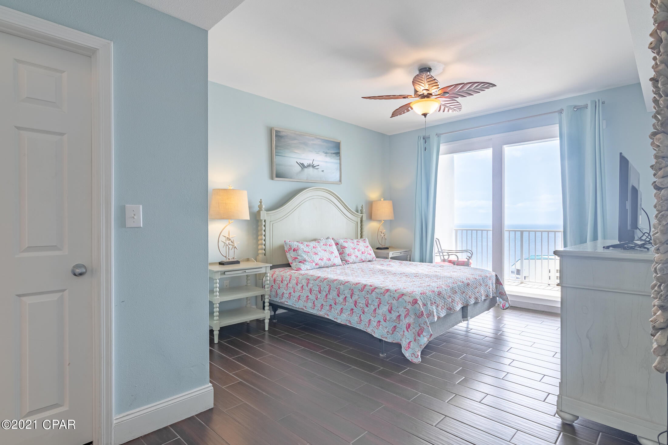 Laketown Wharf - Residential
