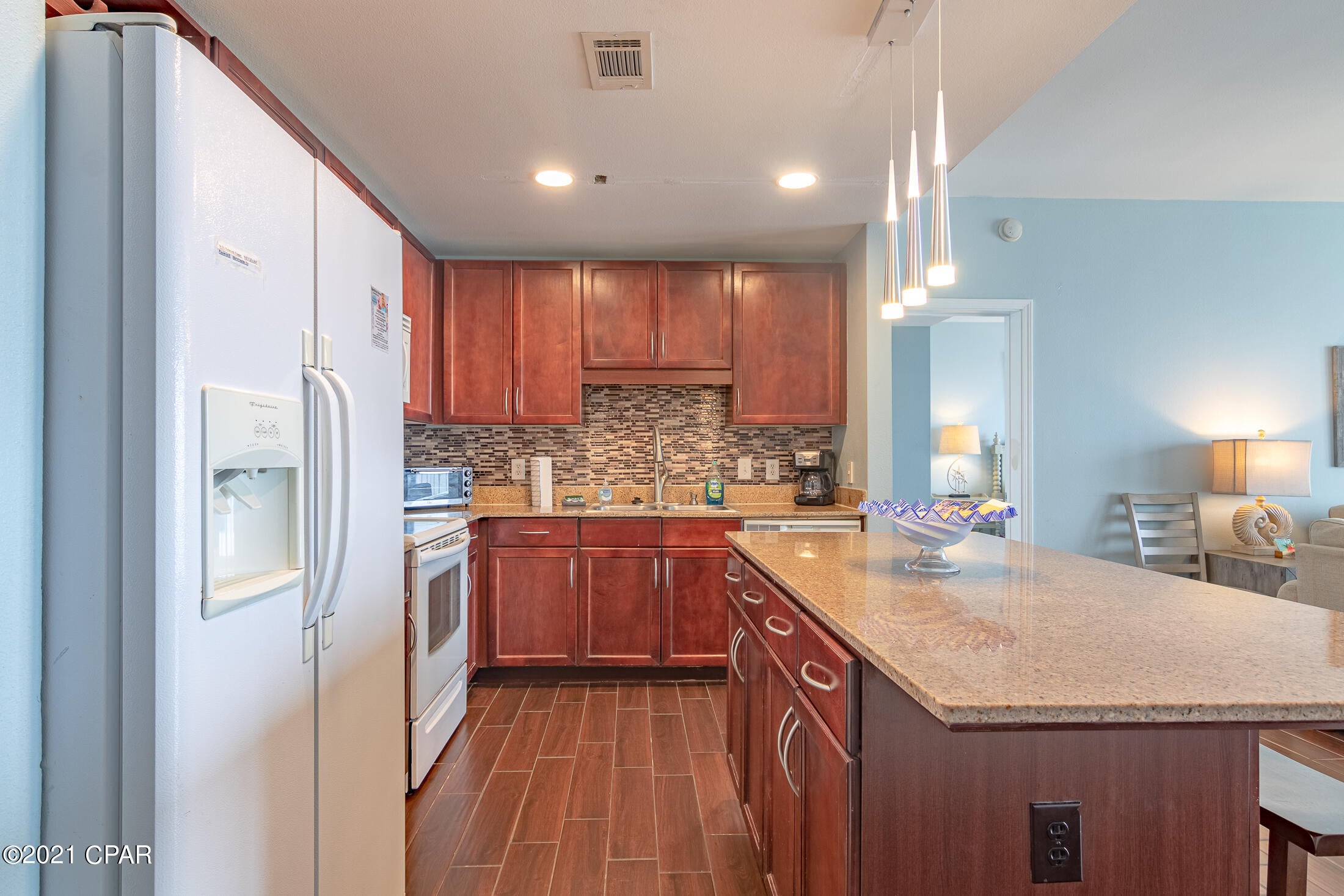 Laketown Wharf - Residential