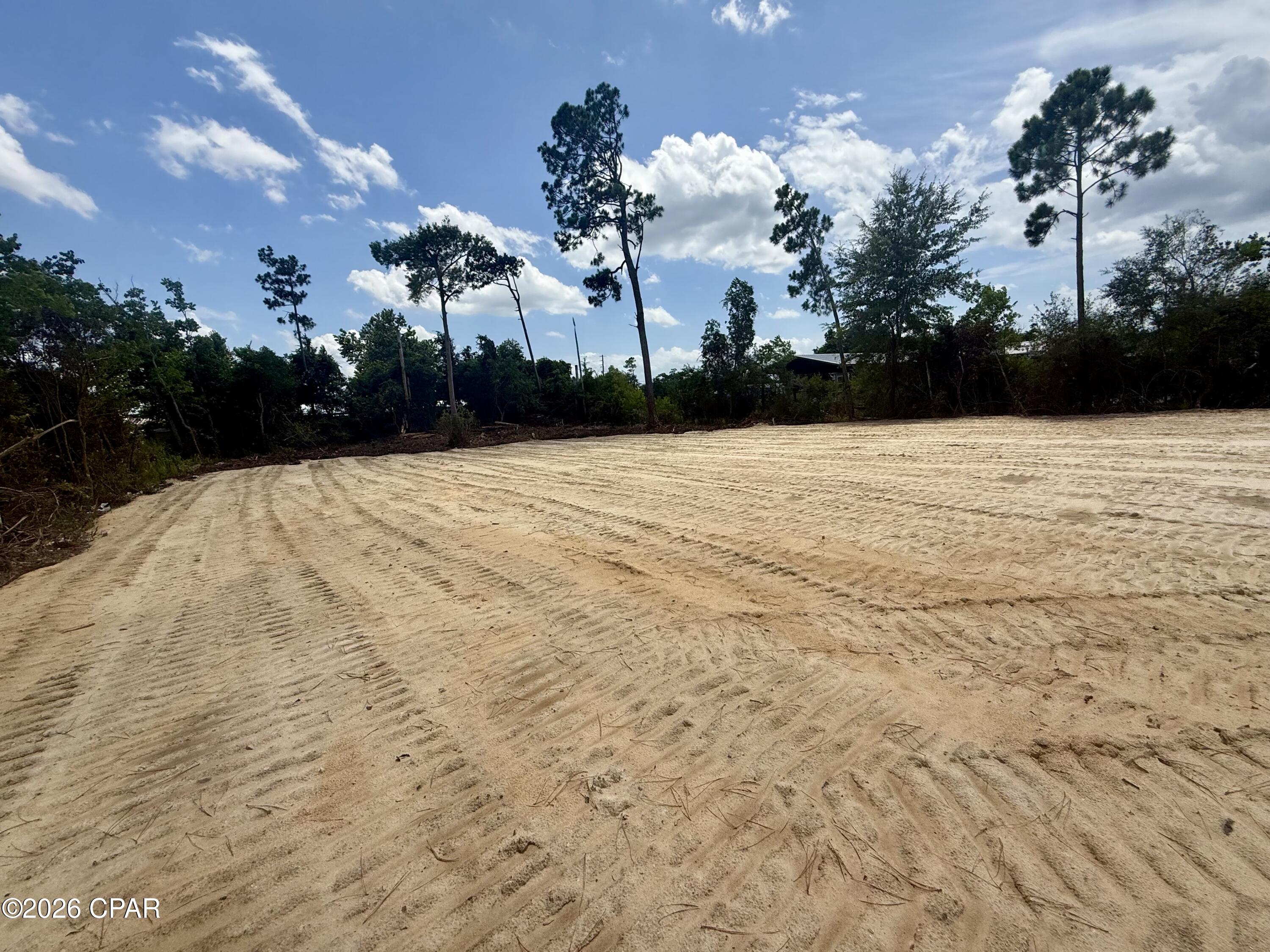 CLEARED, FILLED, and READY TO BUILD. Build your dream home on this beautiful ½-acre residential lot! This cleared property is construction-ready, with fill dirt already spread to save you time and money. Enjoy the convenience of a prepared homesite with plenty of space for your custom home, outdoor living area, workshop, or garden.
Whether you're ready to break ground now or planning for the future, this lot offers the perfect opportunity to create the home you've always wanted. Don't miss this chance to own a ready-to-build property in a desirable residential area, not far from Deerpoint lake.