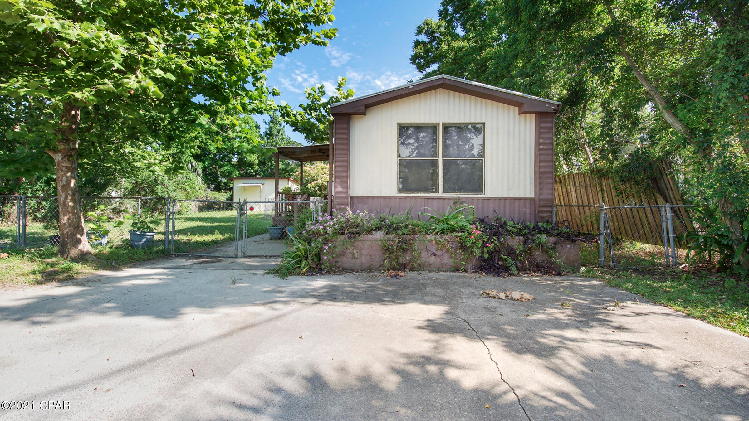 Gulf Pines - Residential