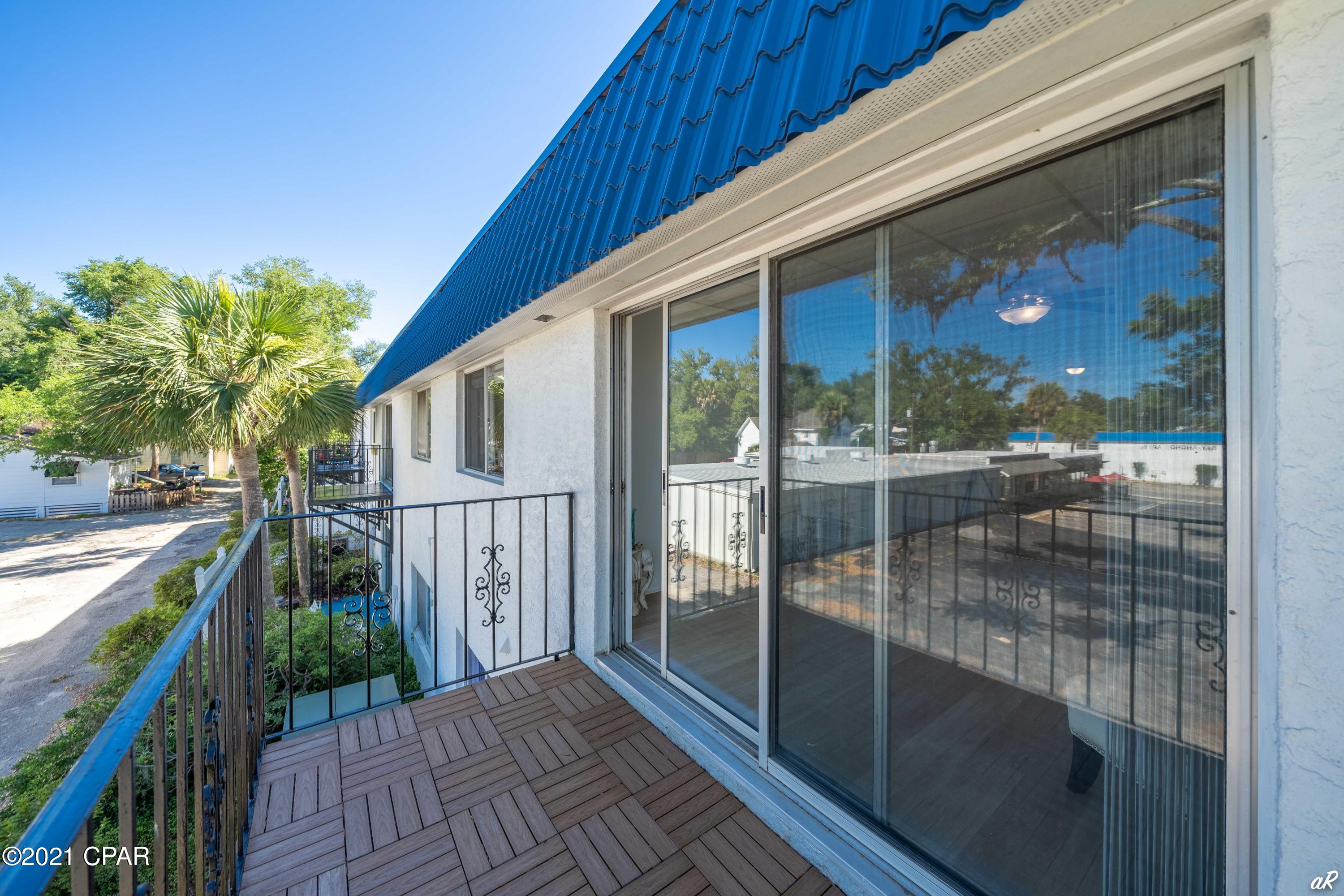 Bay Club Condo Ph 1 - Residential