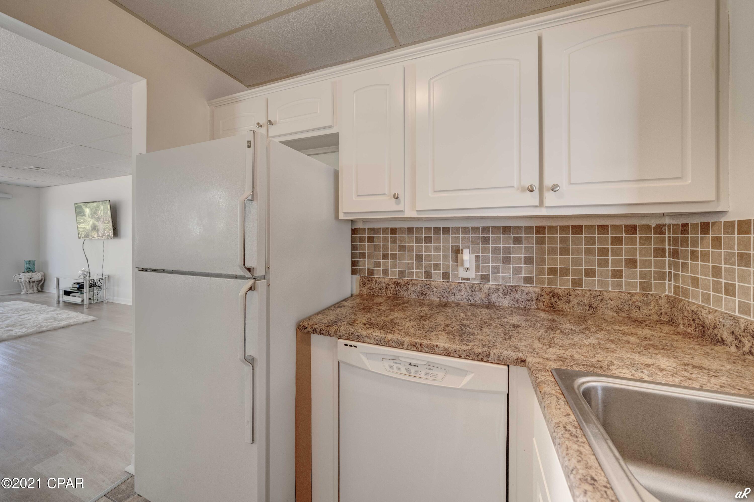 Bay Club Condo Ph 1 - Residential