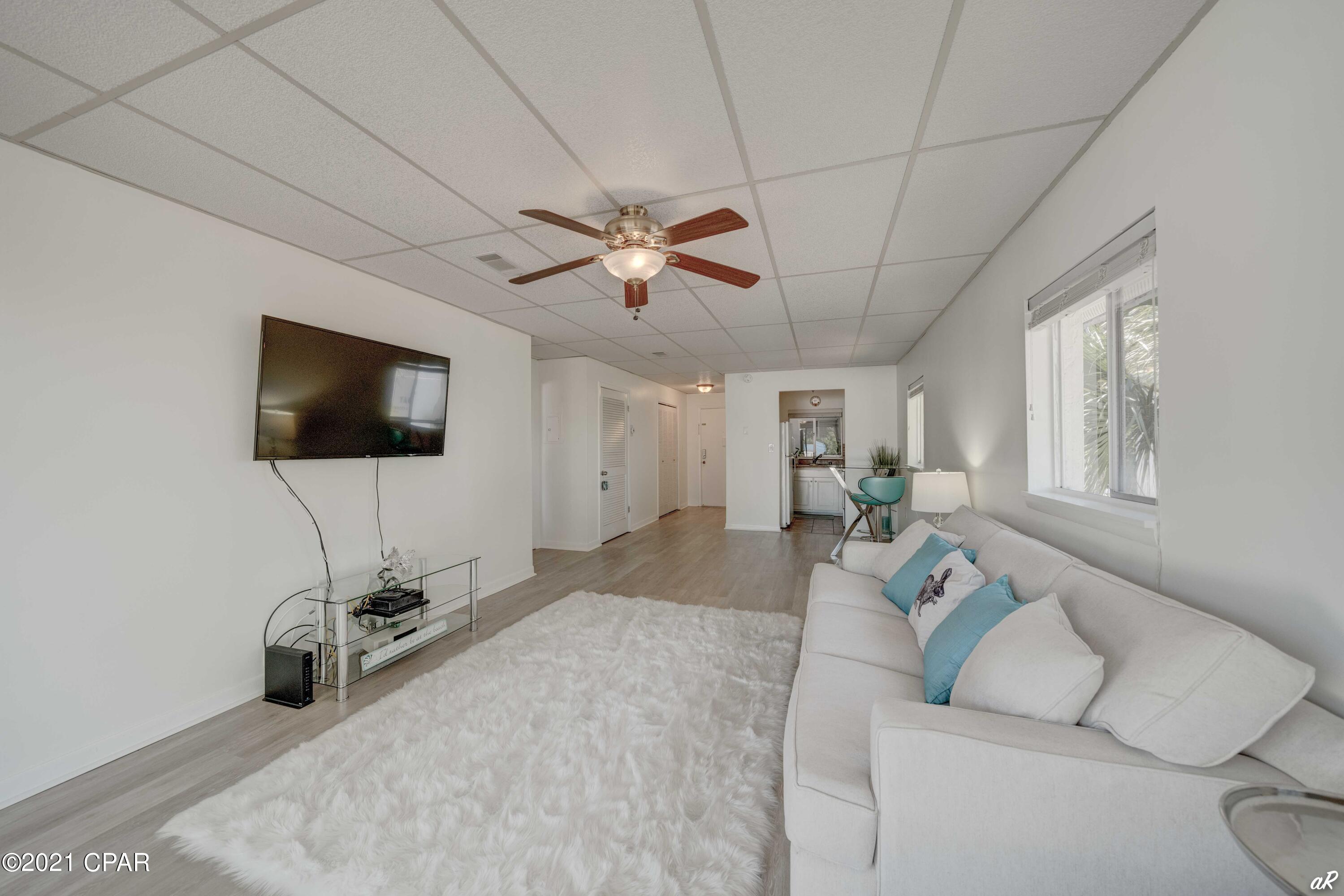 Bay Club Condo Ph 1 - Residential