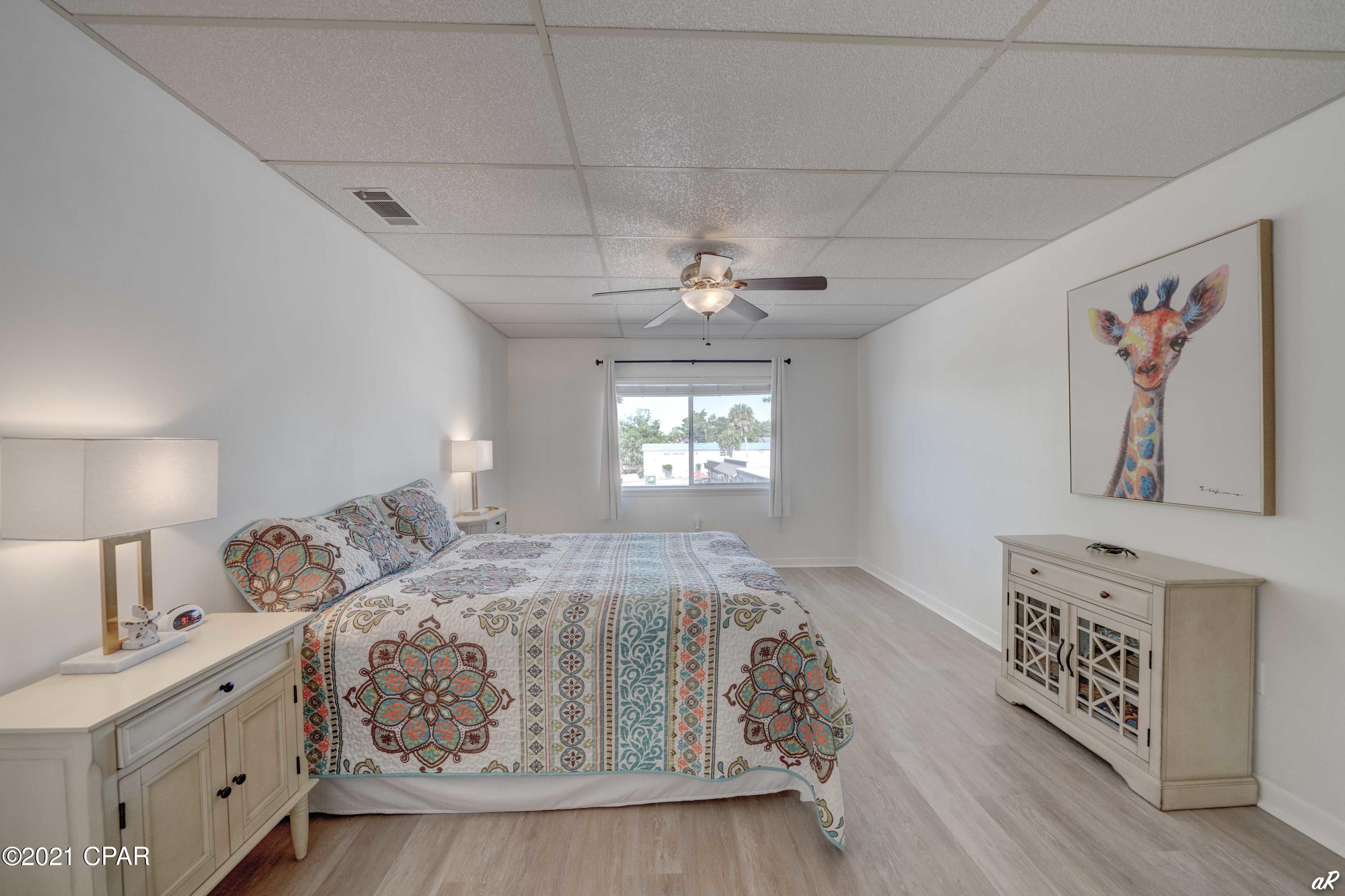 Bay Club Condo Ph 1 - Residential