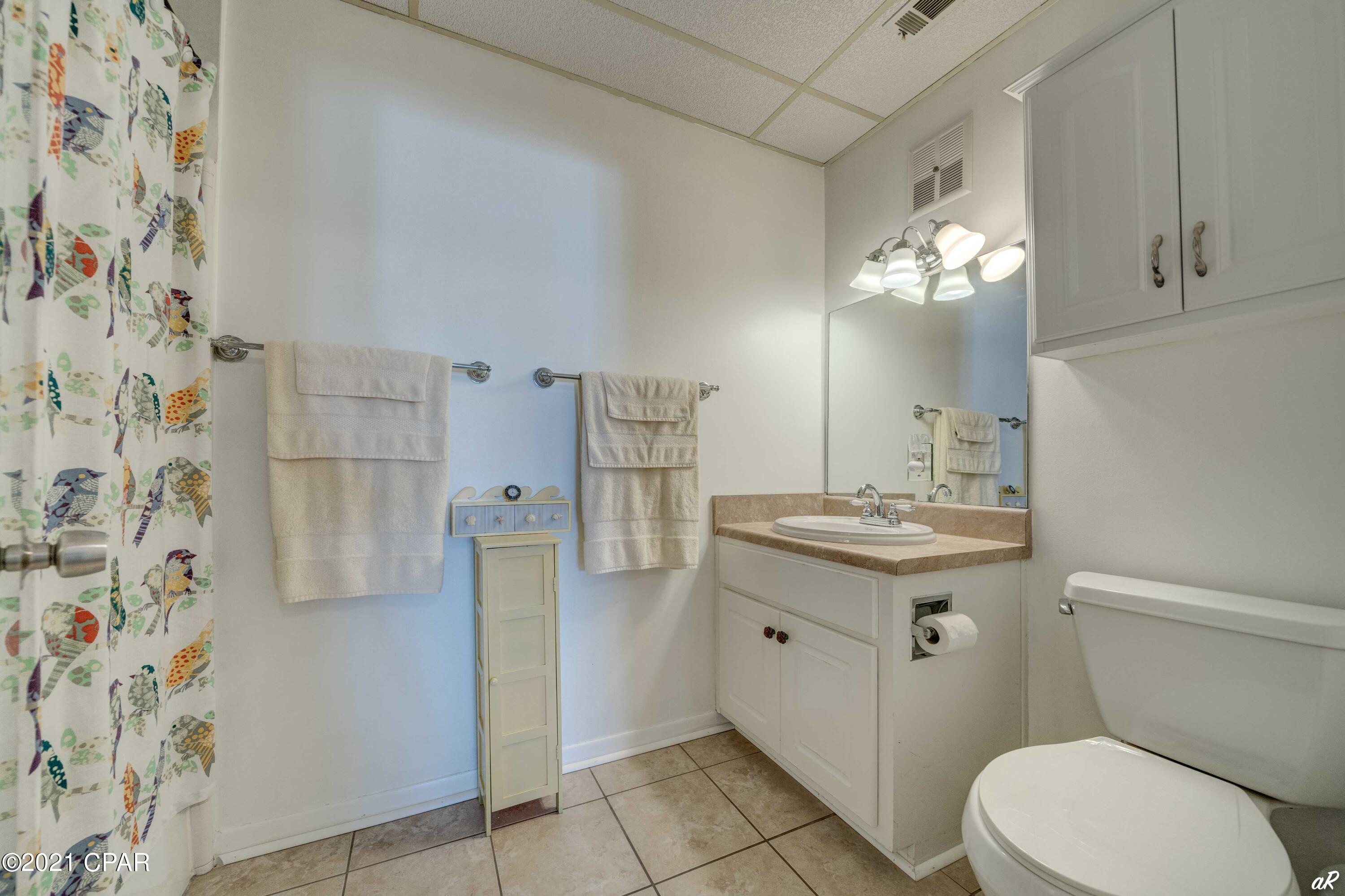 Bay Club Condo Ph 1 - Residential