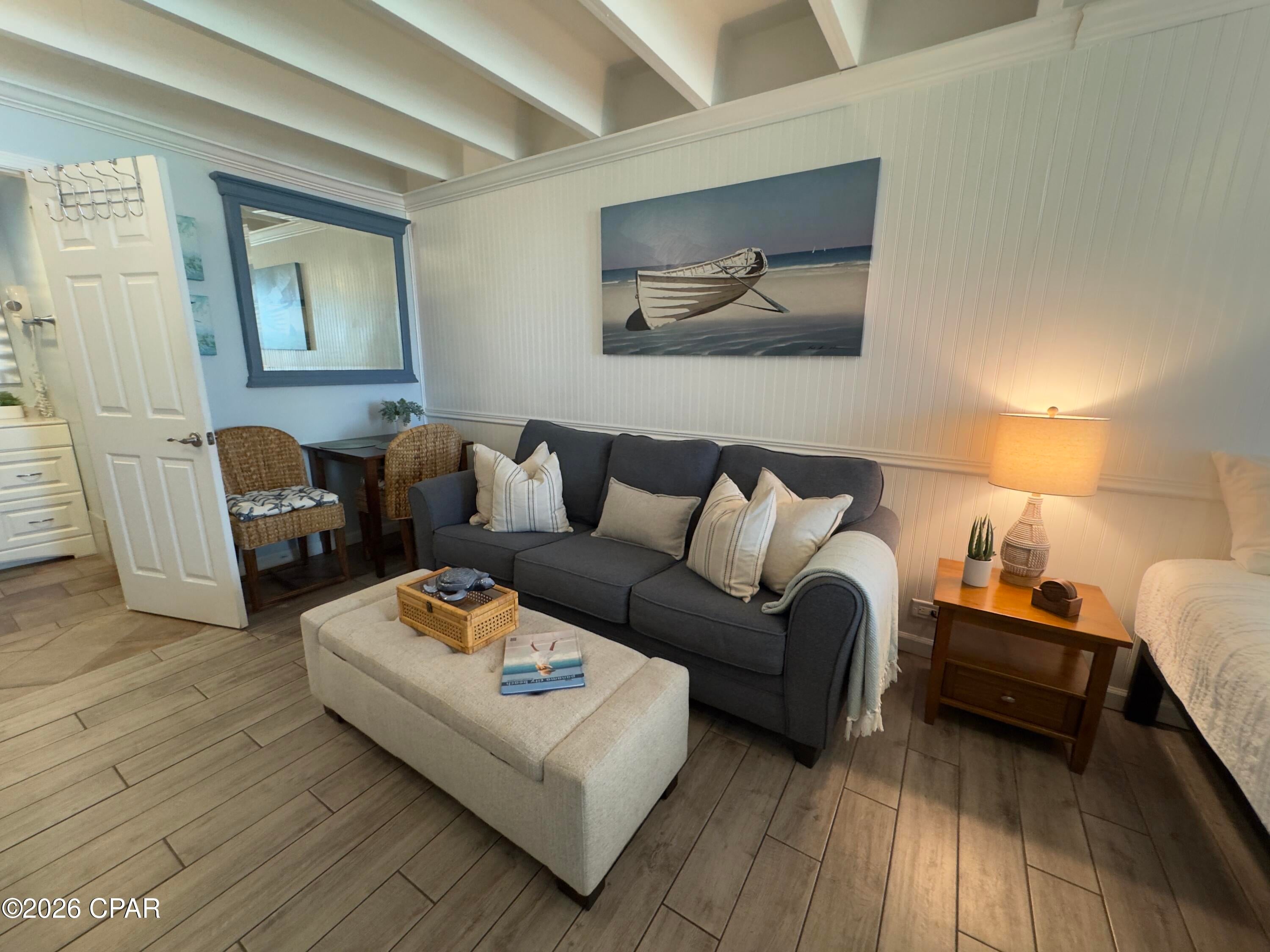 Fontainebleau Terrace - Residential
